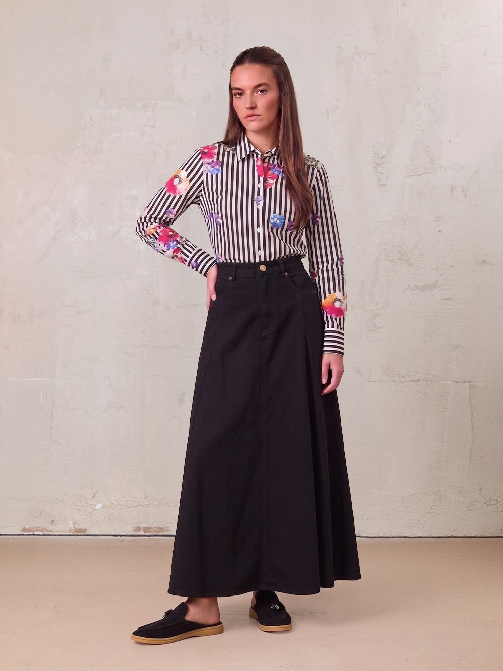 Seamed Full Denim Skirt-Black