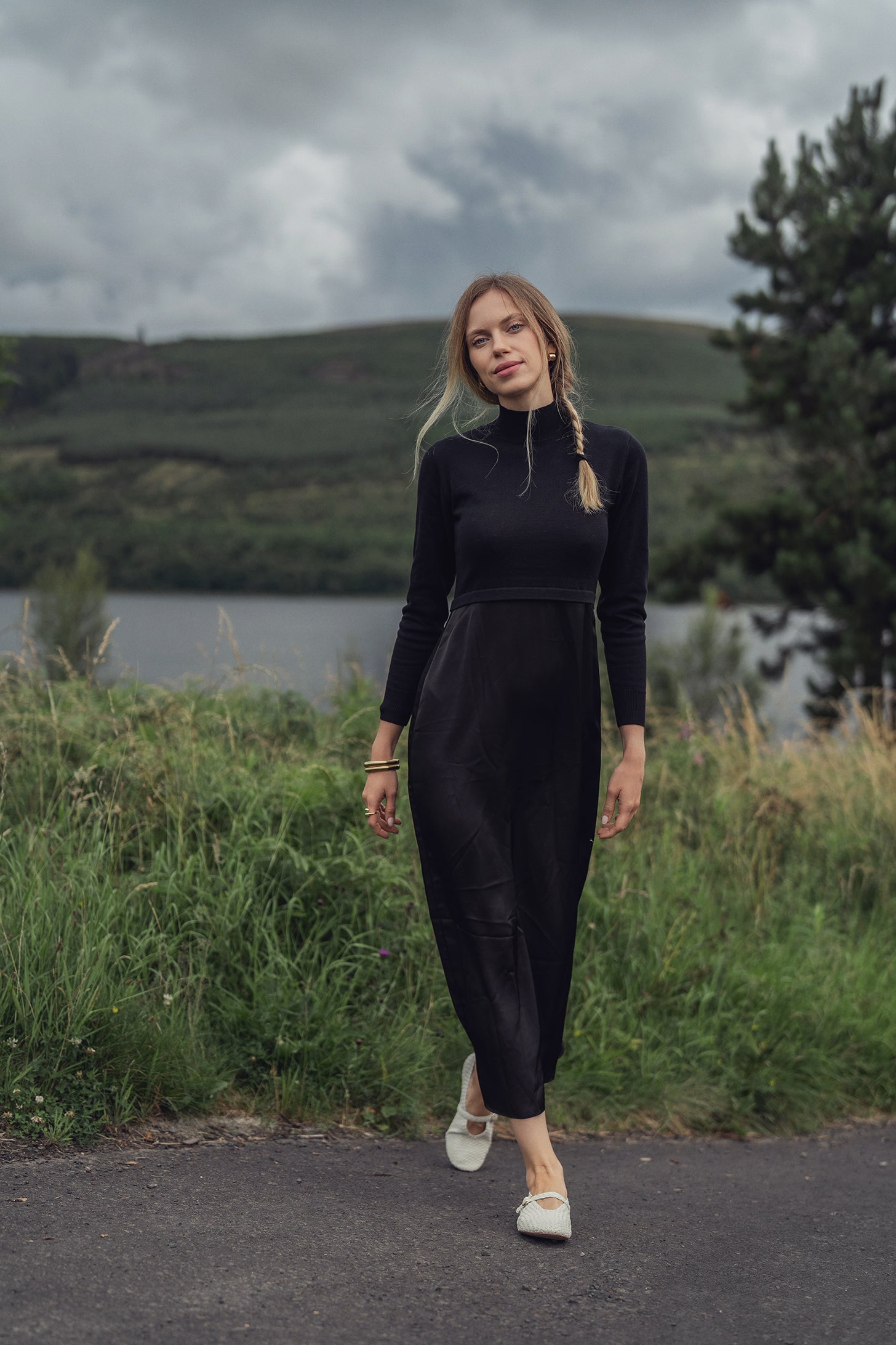TARI Women's Long Sleeve Knit Mock Neck Maxi Dress - Size 2XL - Black TARI Women's Long Sleeve Knit Mock Neck Maxi Dress - Size 2XL - Black