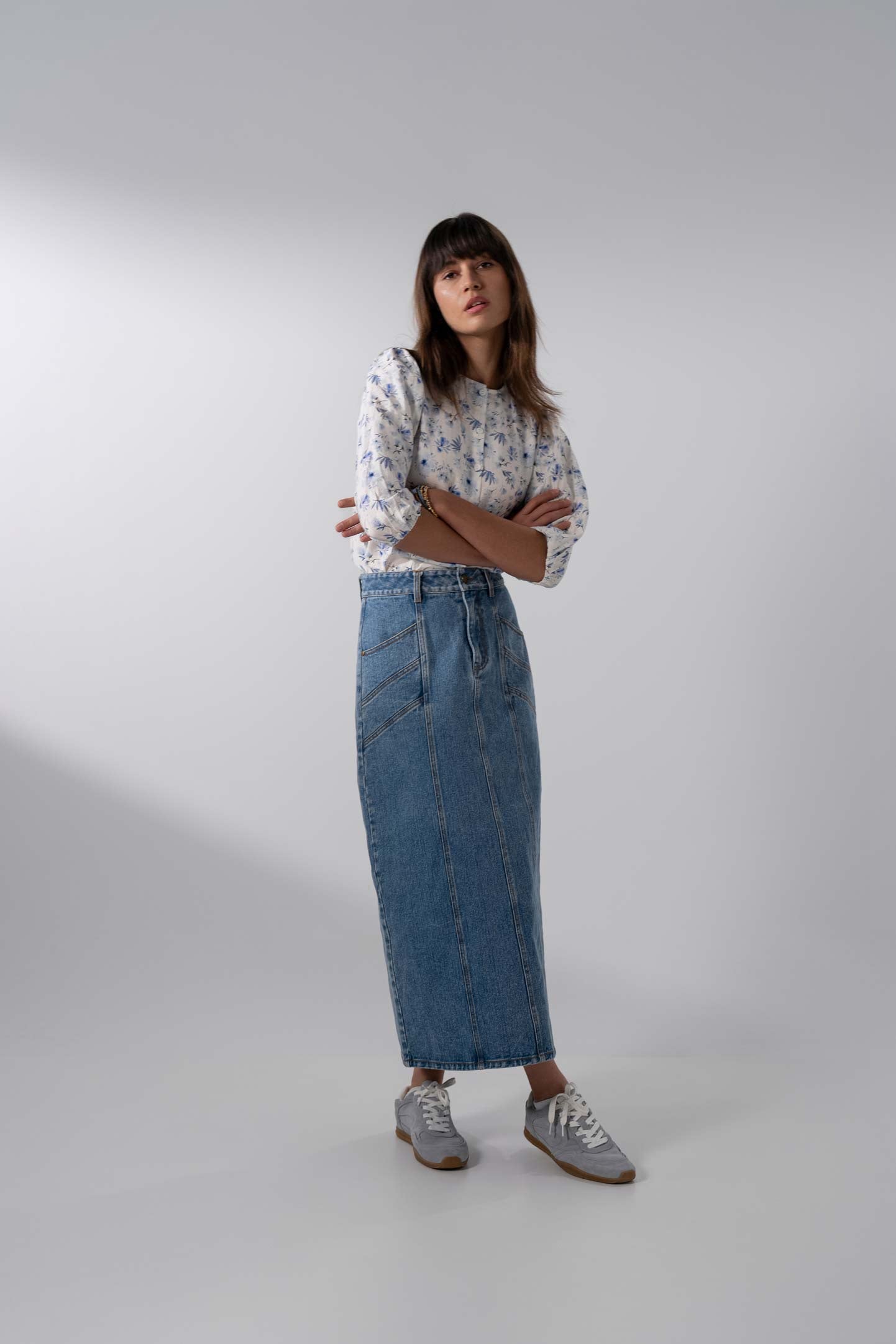 Front Seam Detail Denim Skirt-Blue Wash