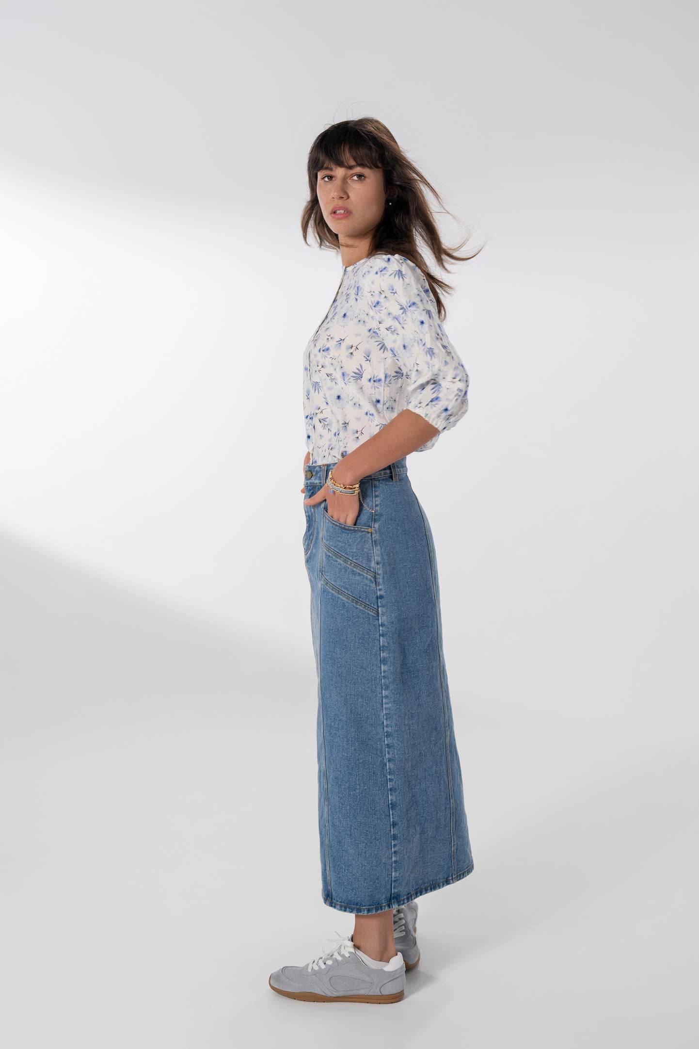 Front Seam Detail Denim Skirt-Blue Wash