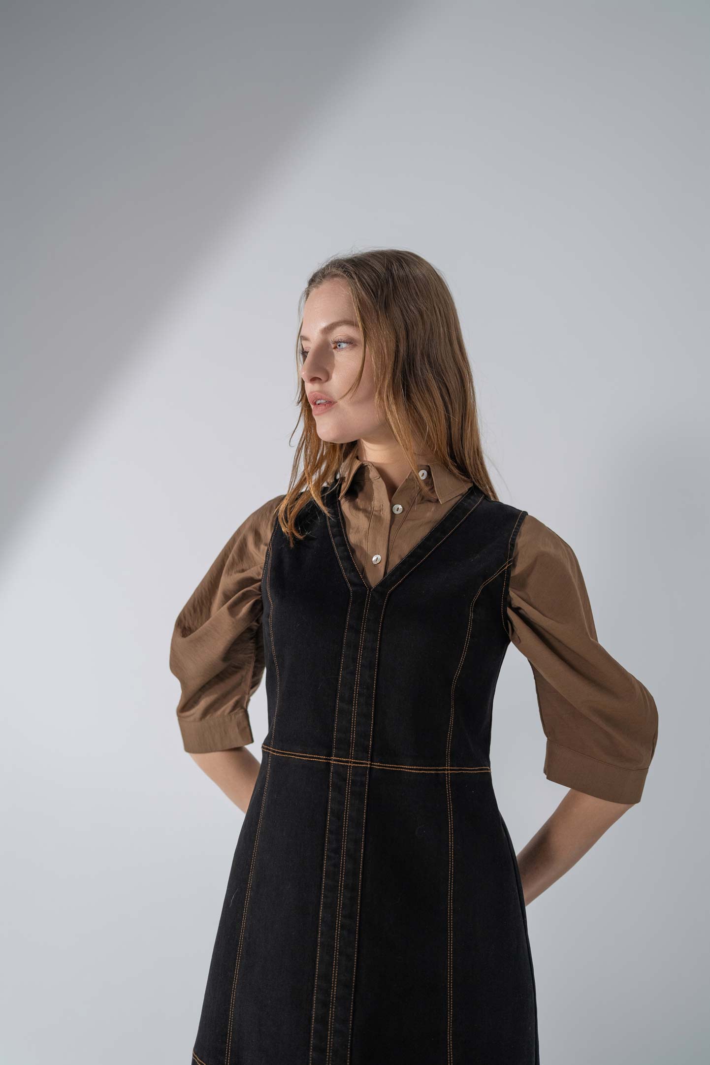 High Waisted V Neck Denim Jumper-Black