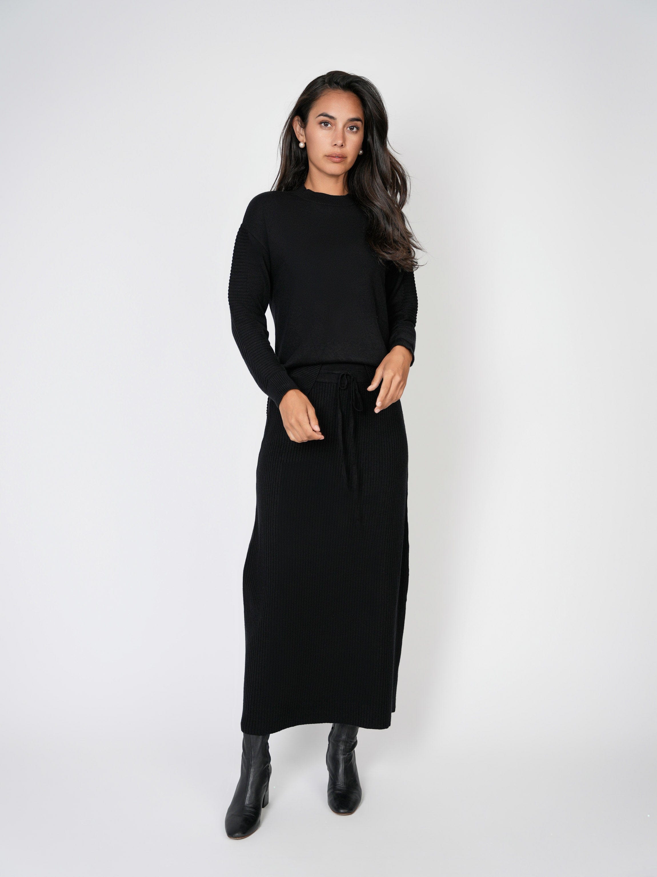 DRAWSTRING KNIT SKIRT BLACK