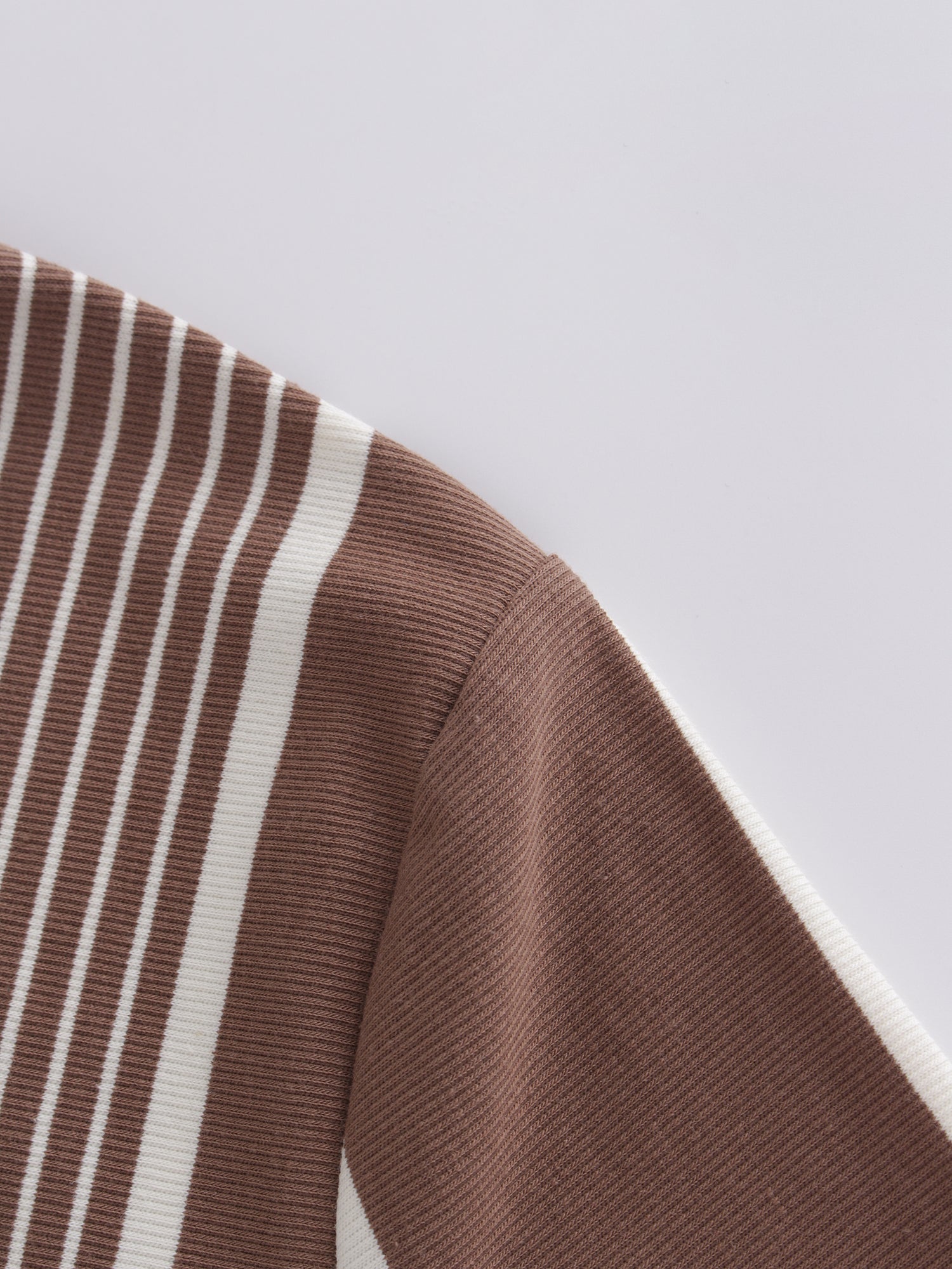 Thin/Thick Stripe High V Tee-Brown/White Multi Stripe