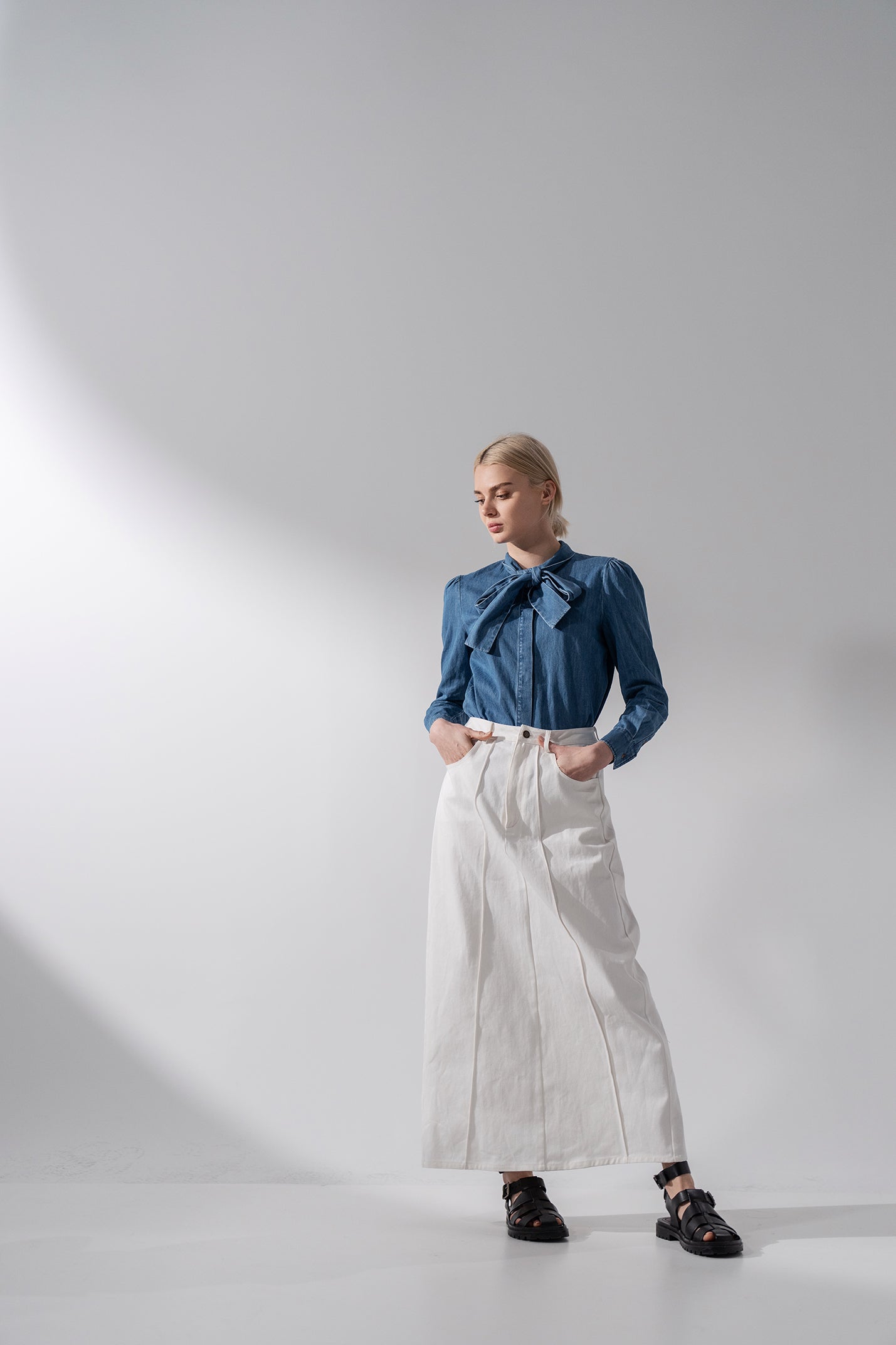 Denim Seamed Skirt-White