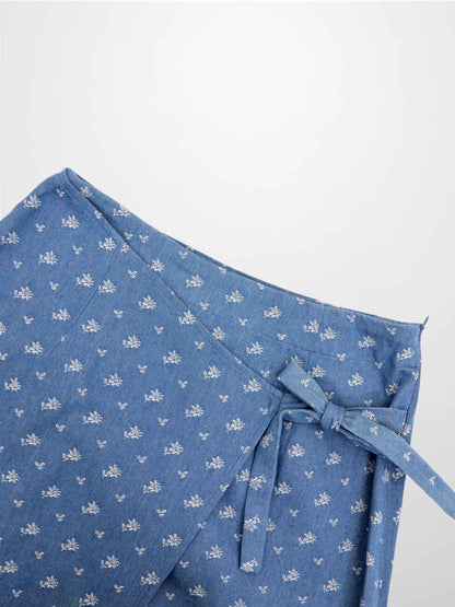 Mock Wrap Edged Detail Skirt-Blue Floral