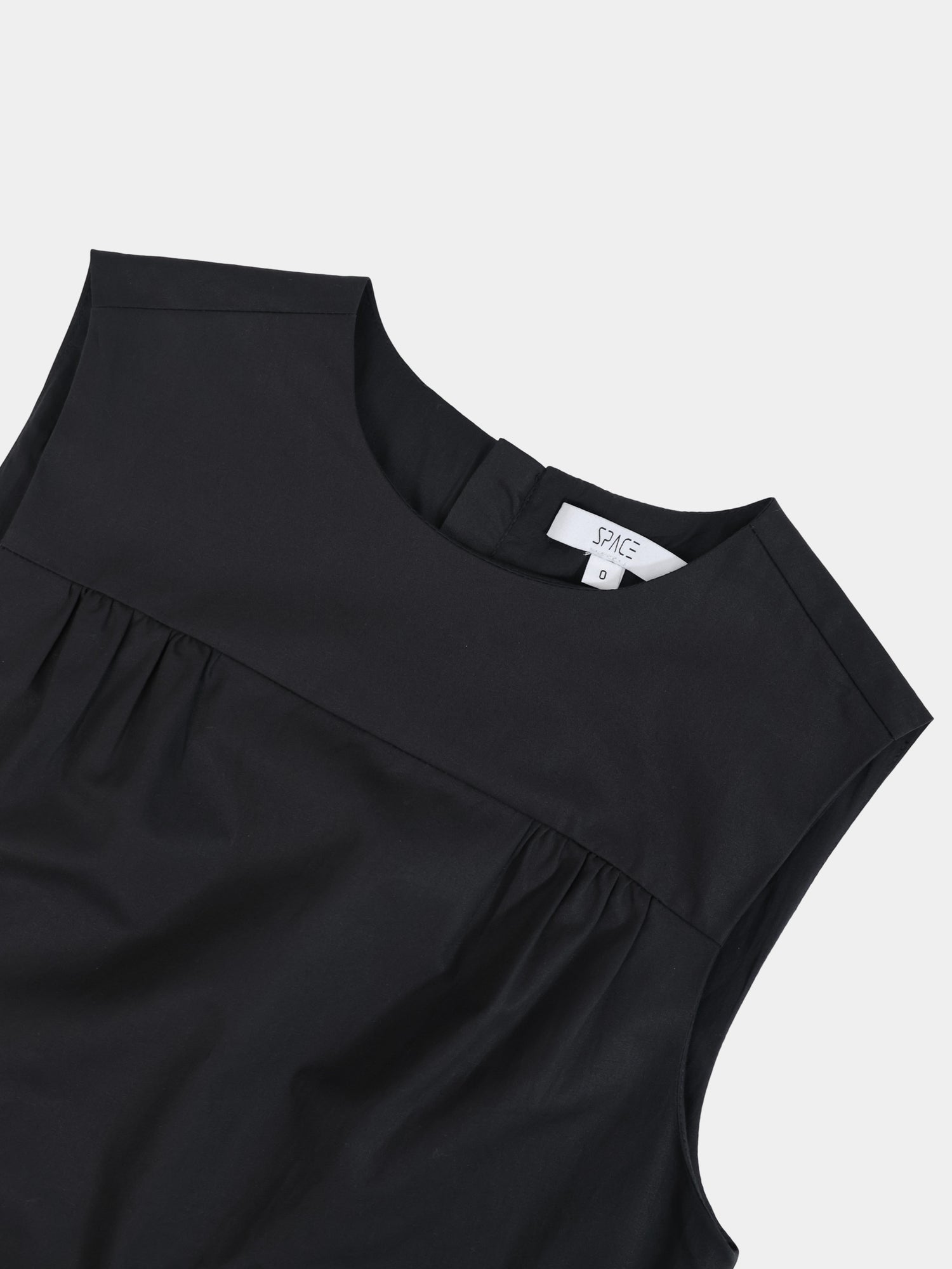 V Gathered Waist Jumper-Black