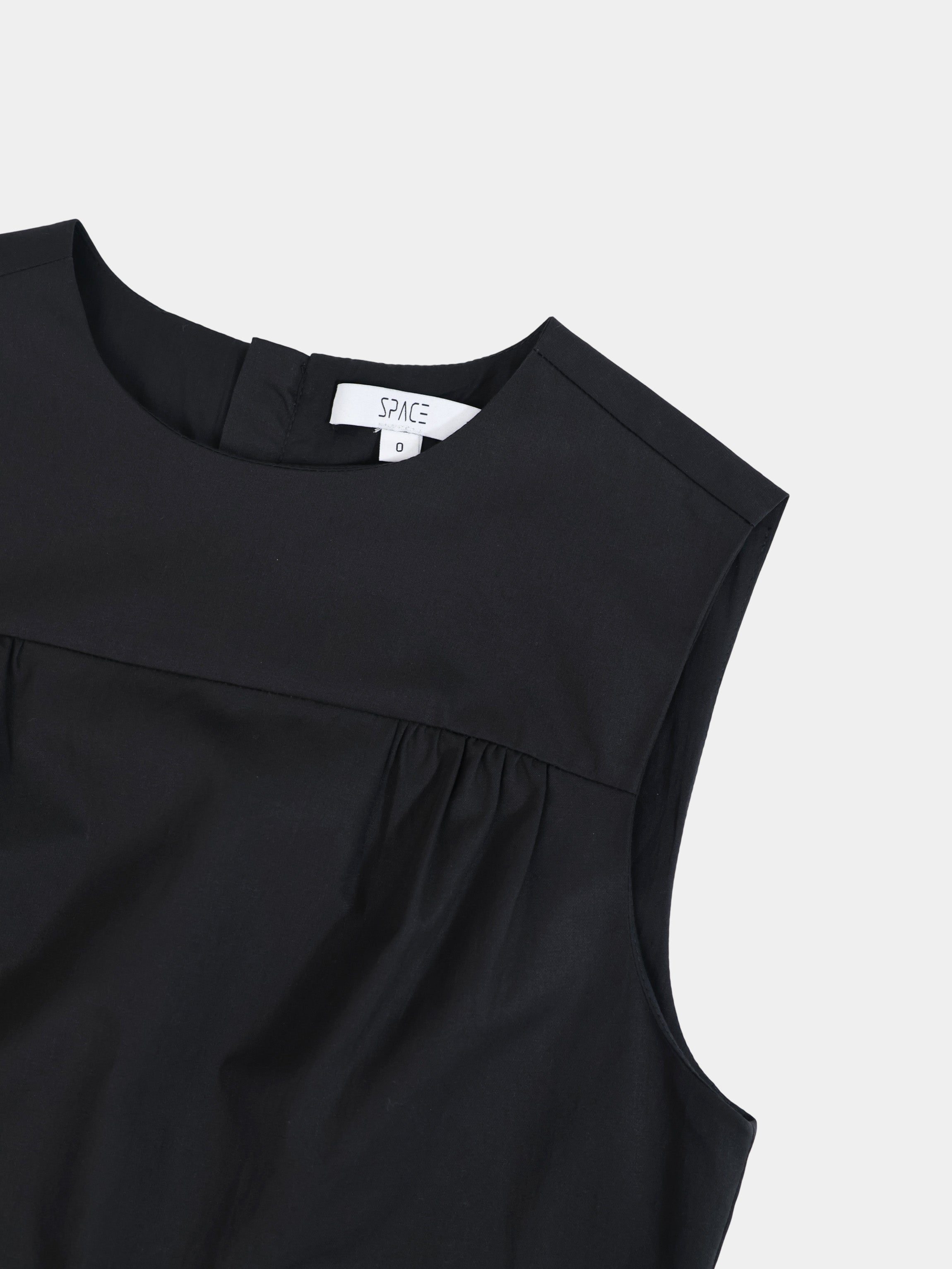 V Gathered Waist Jumper-Black