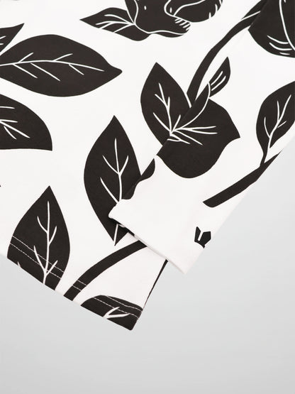 Basic Printed T-shirt-Black/White Floral