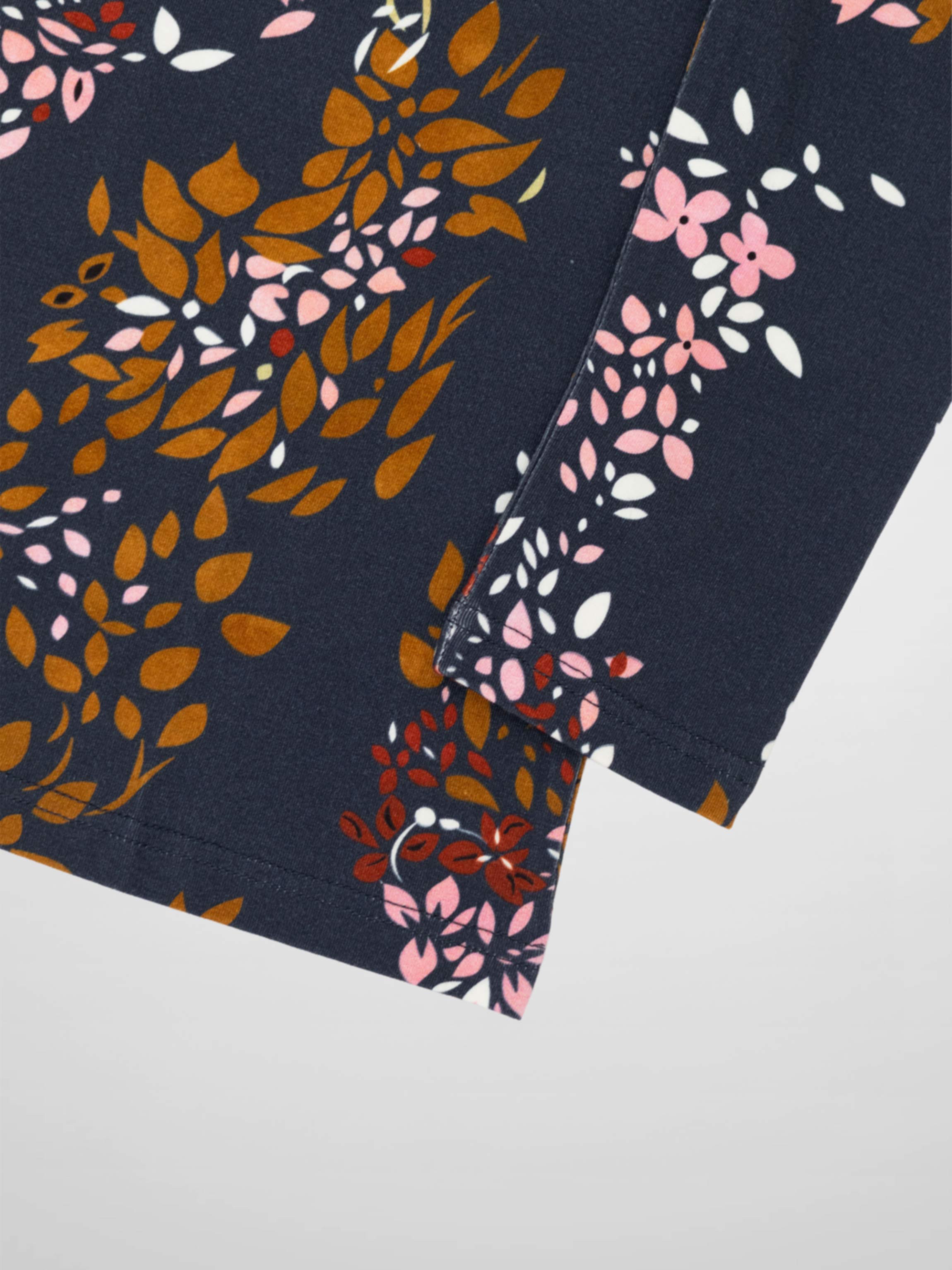 Boxy Printed Modal Turtleneck-Navy Leaf