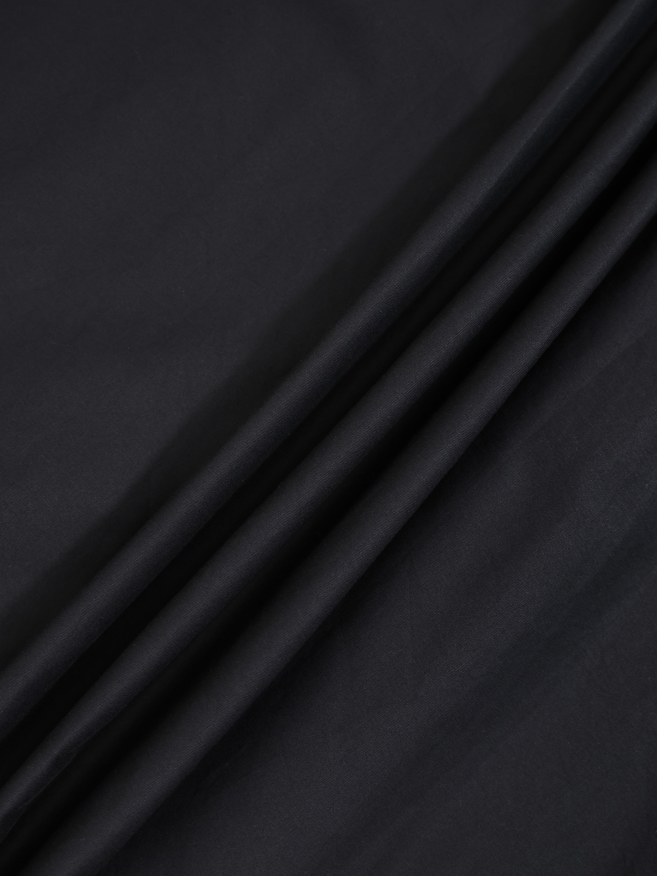 V Gathered Waist Jumper-Black