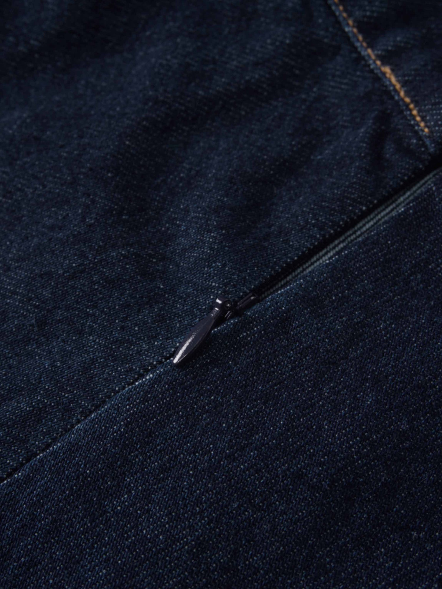 Curved Stitch Design Denim Skirt-Dark Blue