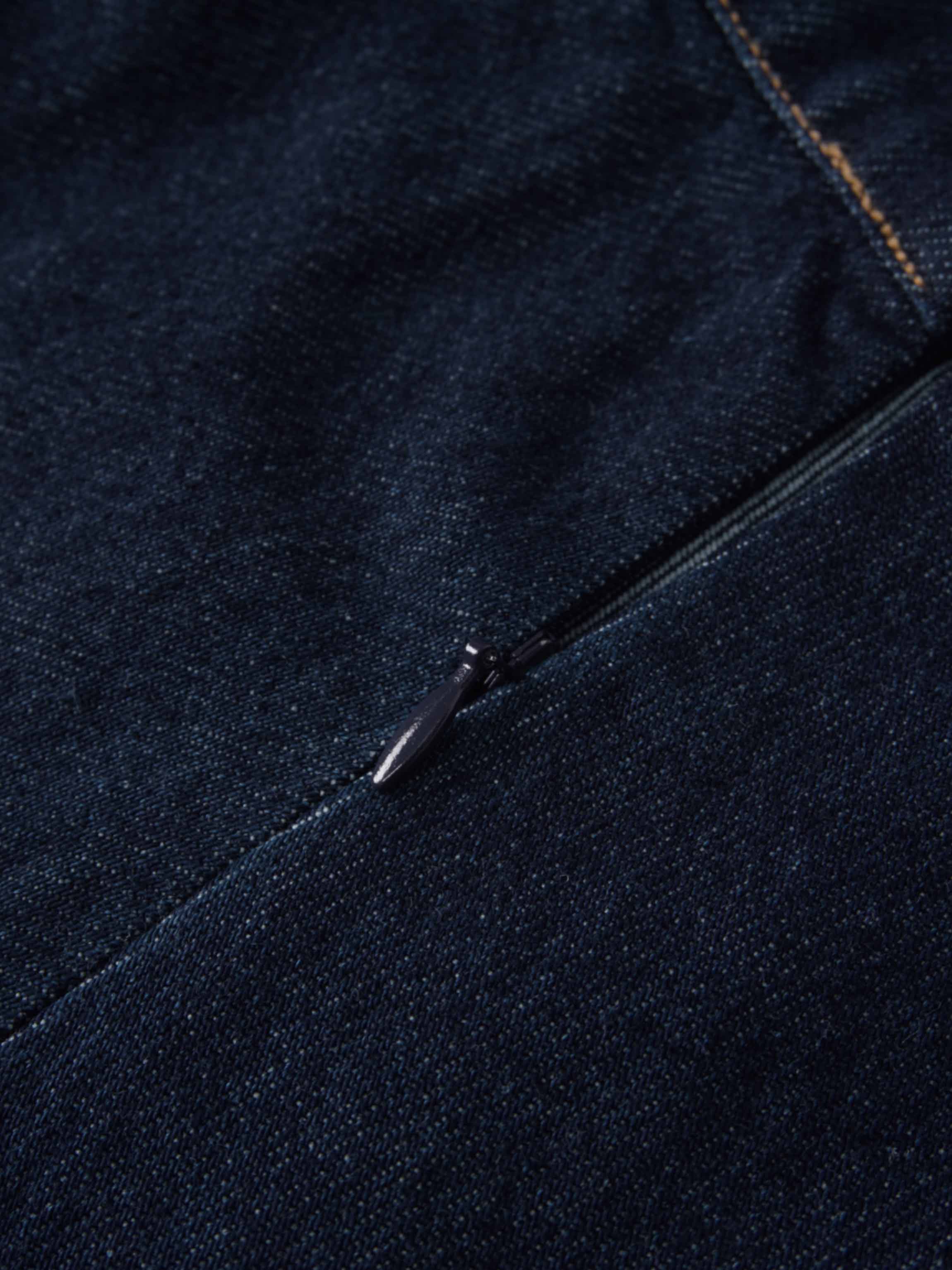 Curved Stitch Design Denim Skirt-Dark Blue