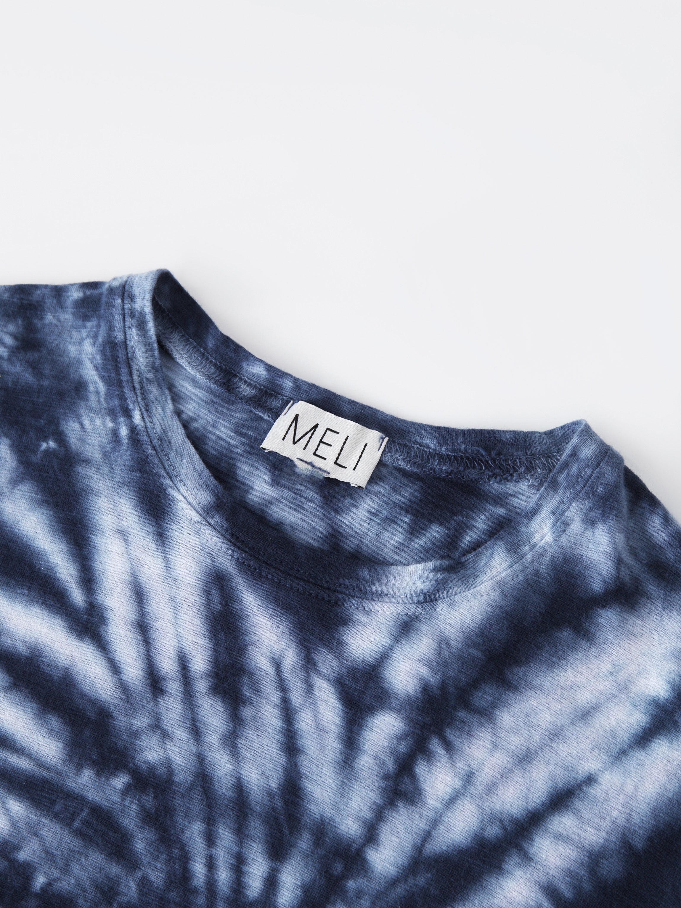 Camiseta Tie Dye Swirl-Blanco/Azul