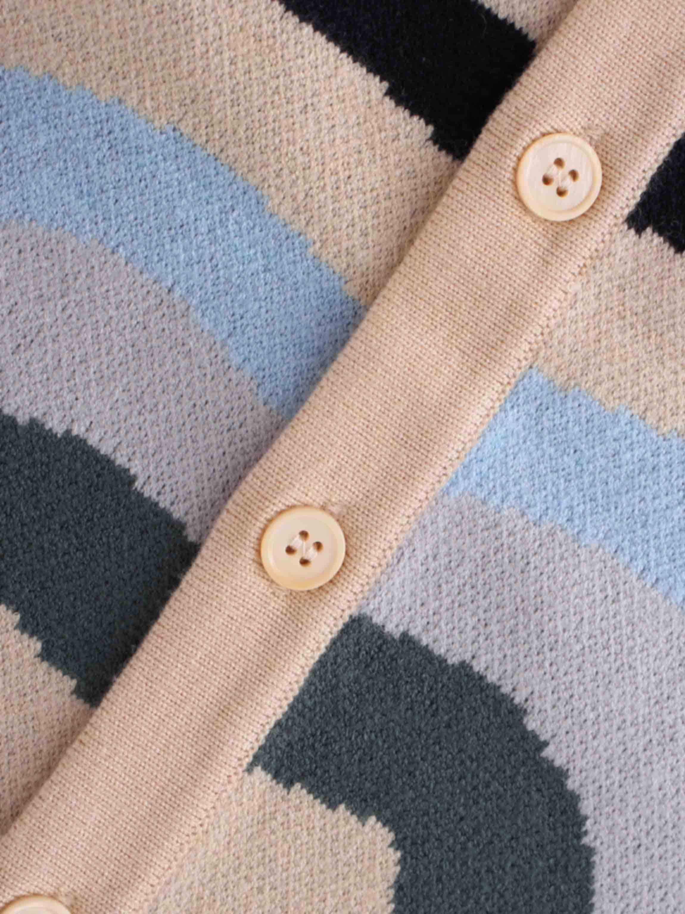 Wave Design Cardigan-Light Blue/Tan