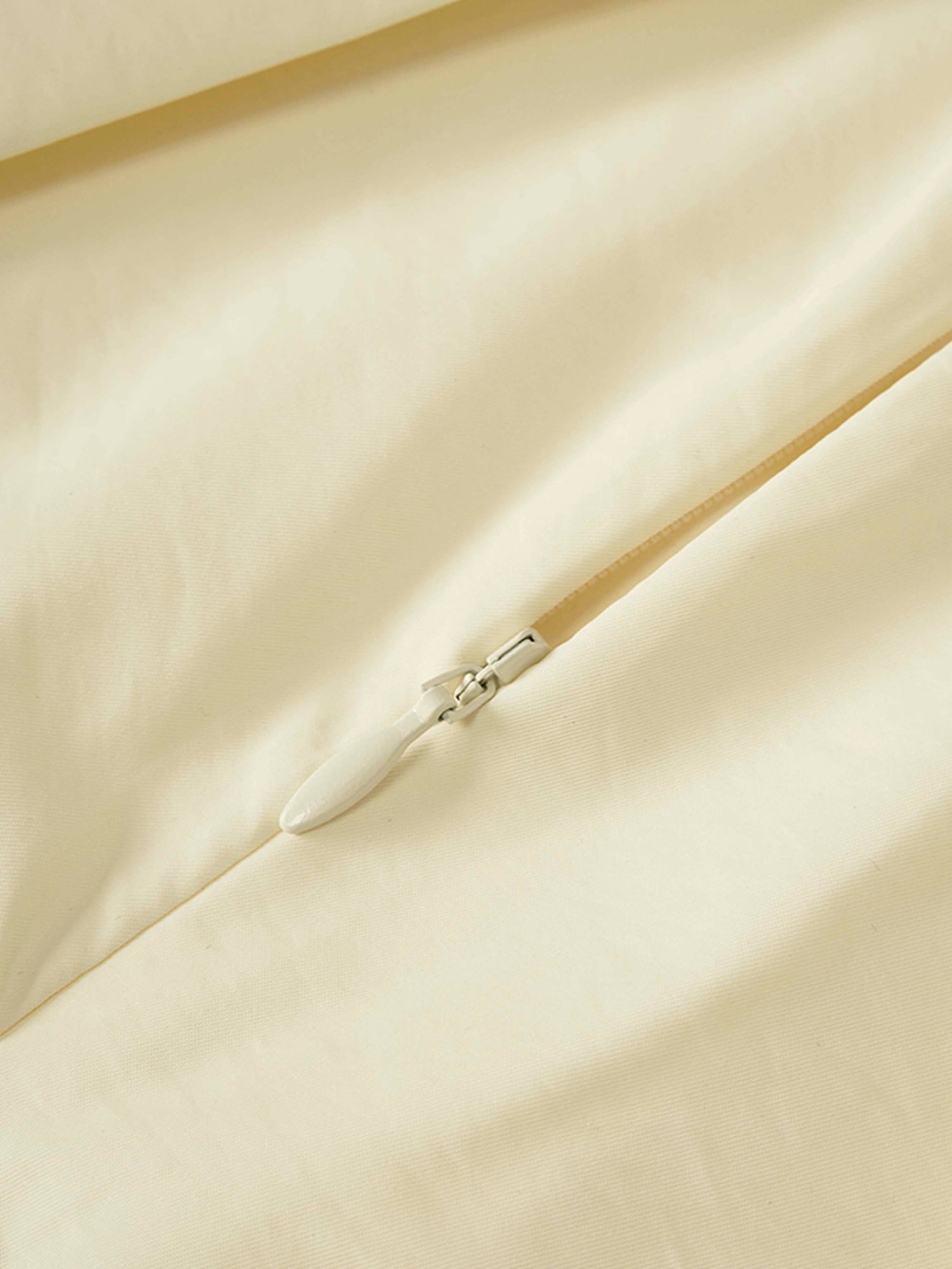 Waisted Full Taffeta Skirt-Butter Yellow