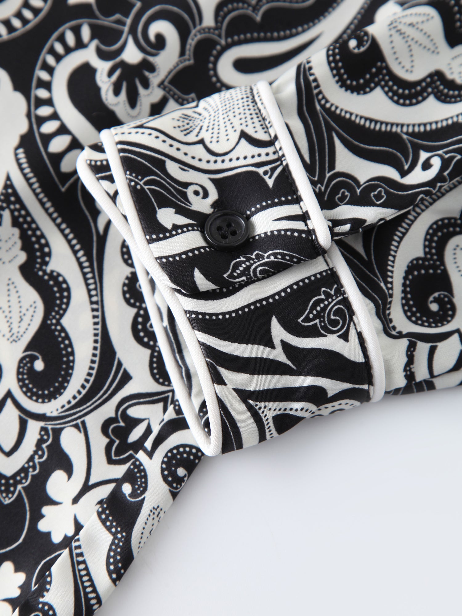 Piped Blouse-B/W Paisley