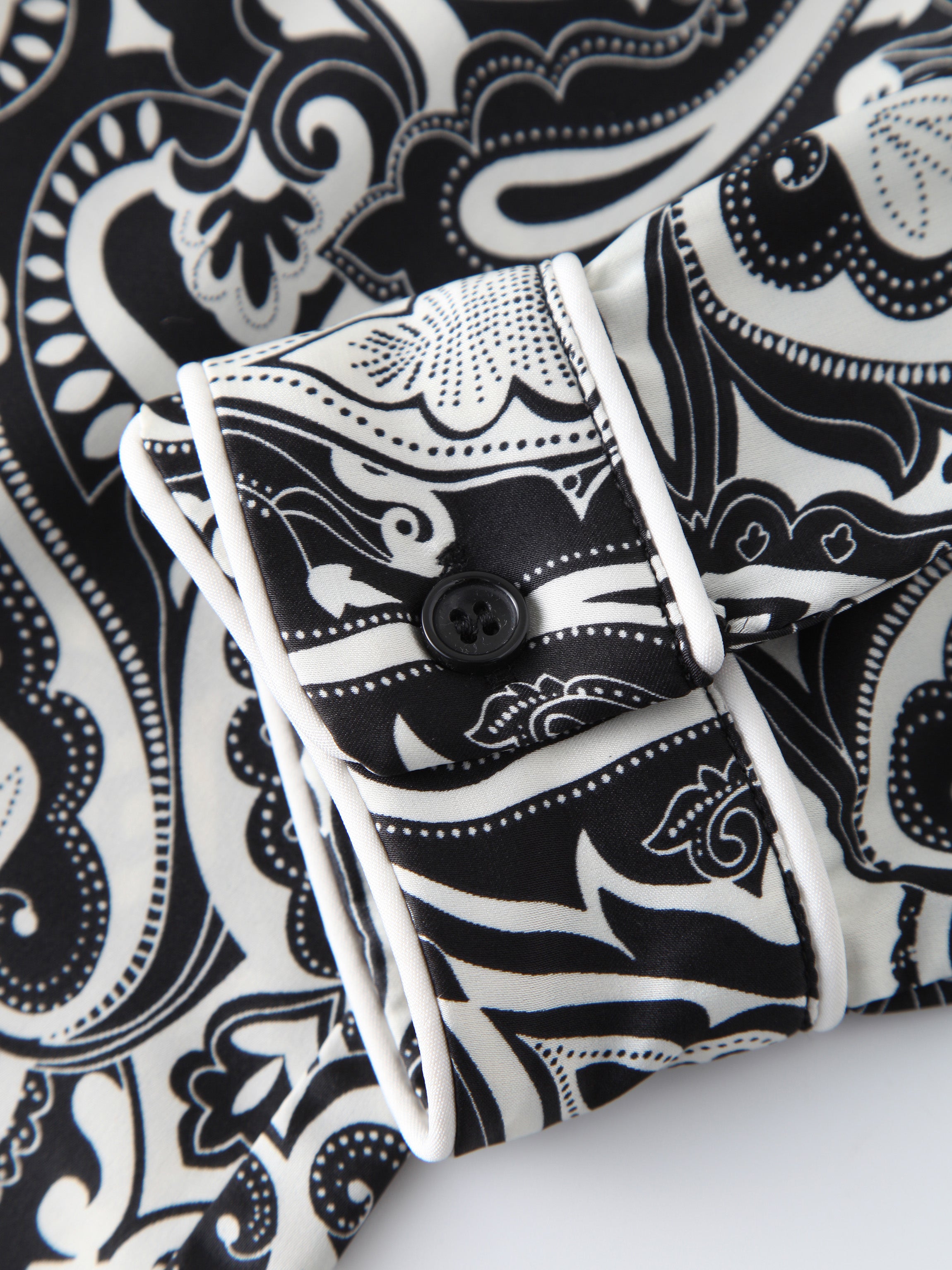 Piped Blouse-B/W Paisley