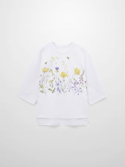 Oversized Printed Tee-Scattered Flowers