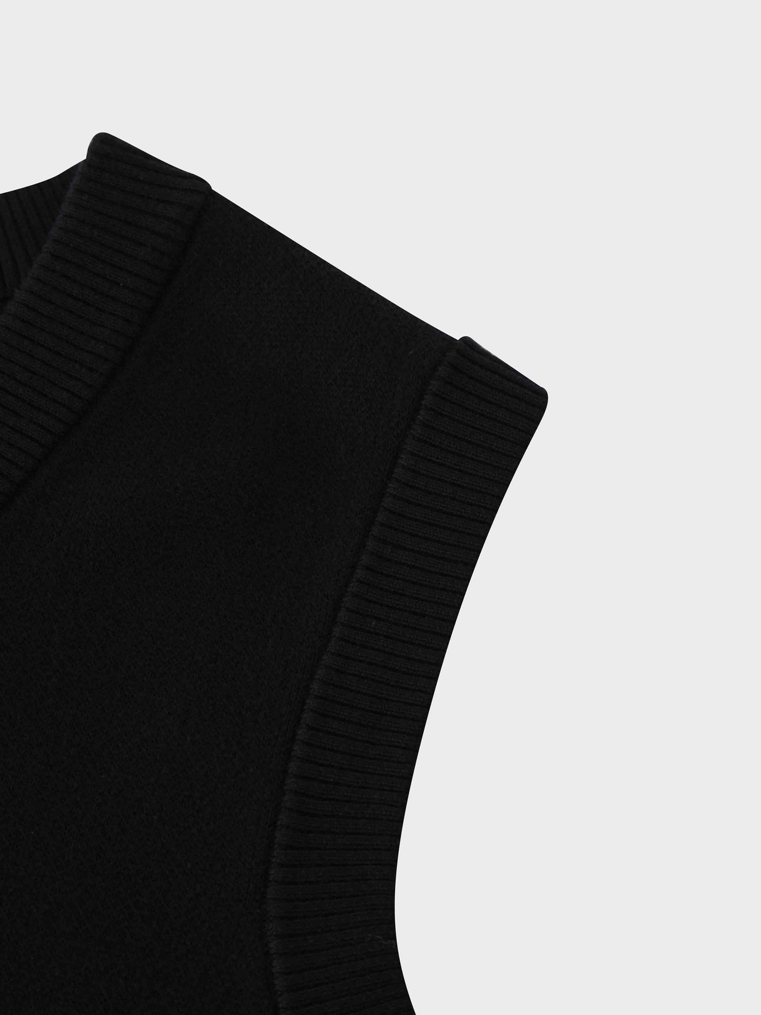 V-Neck Knit Vest-Black