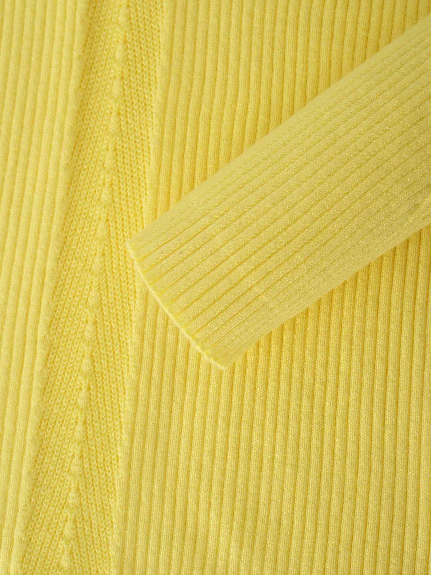 Center Design Sweater-Yellow