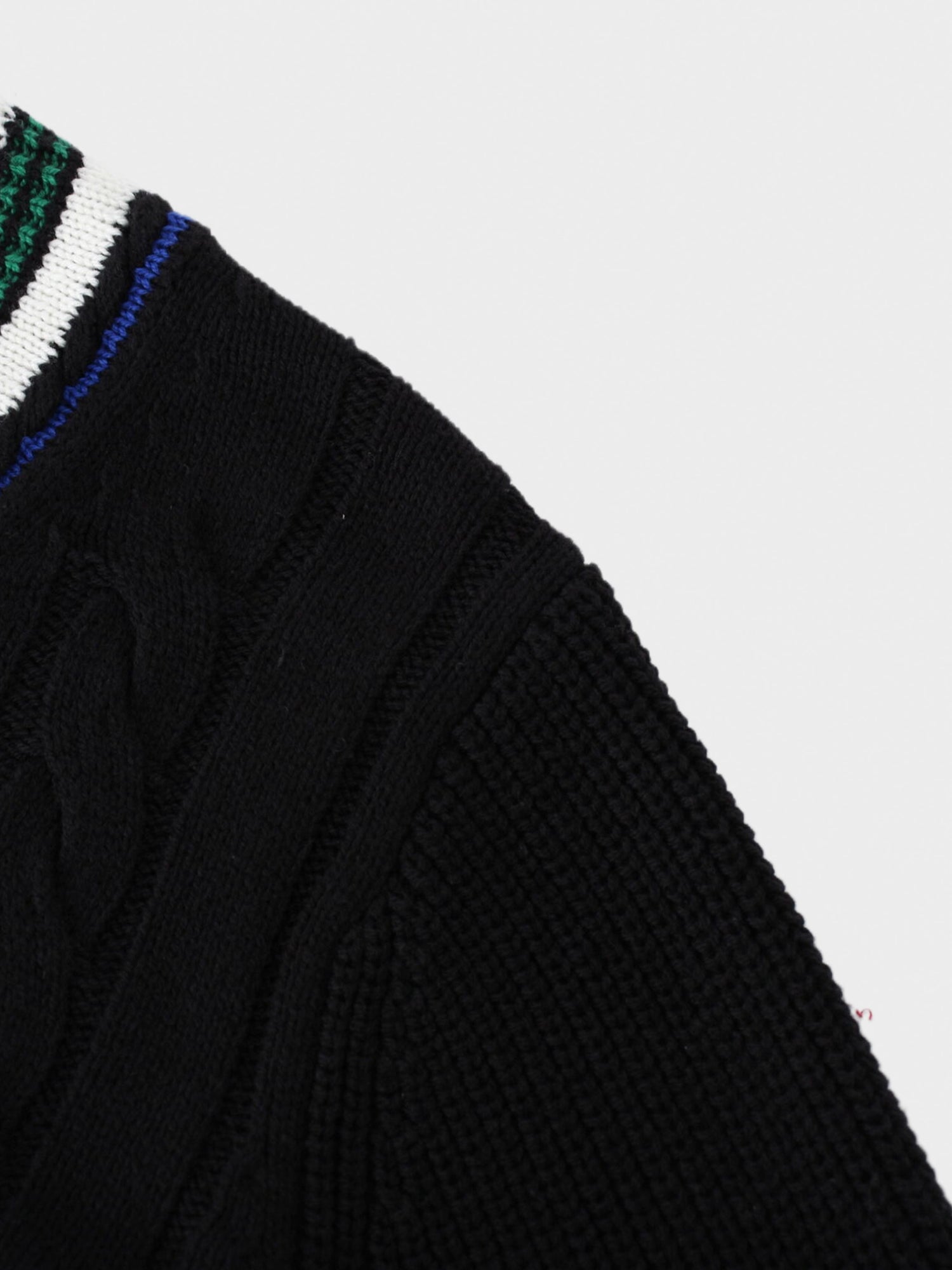 V-Neck Cable Sweater-Black/Green