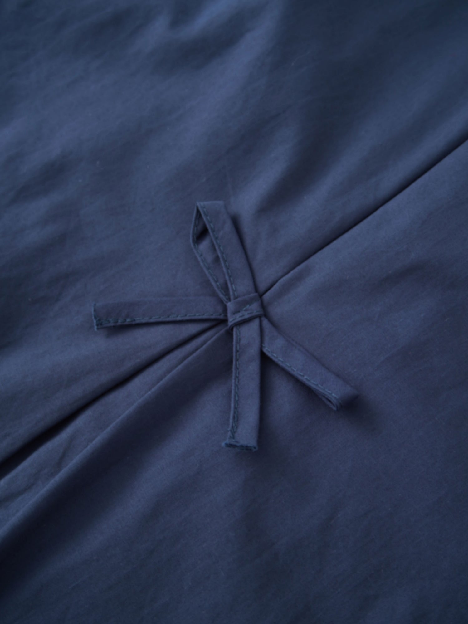 Scattered Bow Full Skirt-Navy