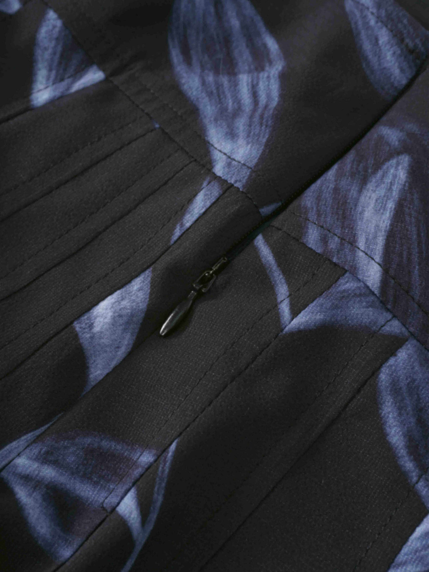 Yoke Pleated Printed Skirt-Blue Floral