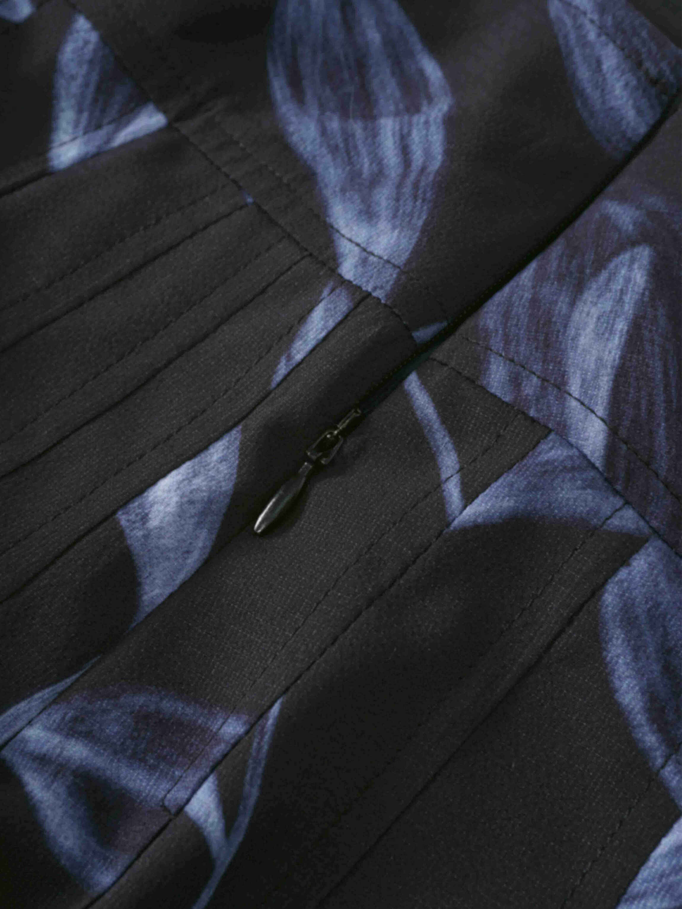 Yoke Pleated Printed Skirt-Blue Floral