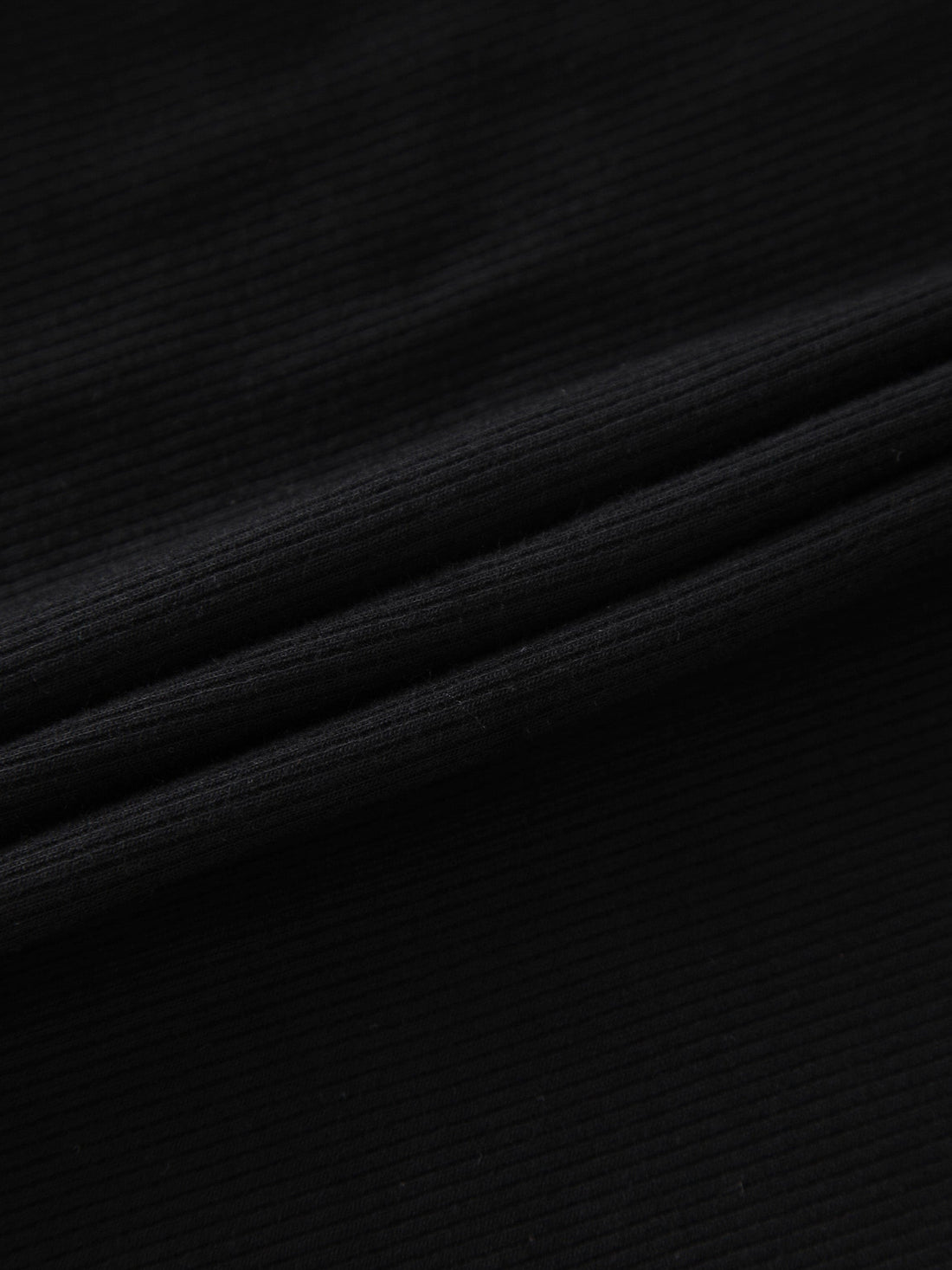 RIBBED KNIT MAXI SKIRT - BLACK