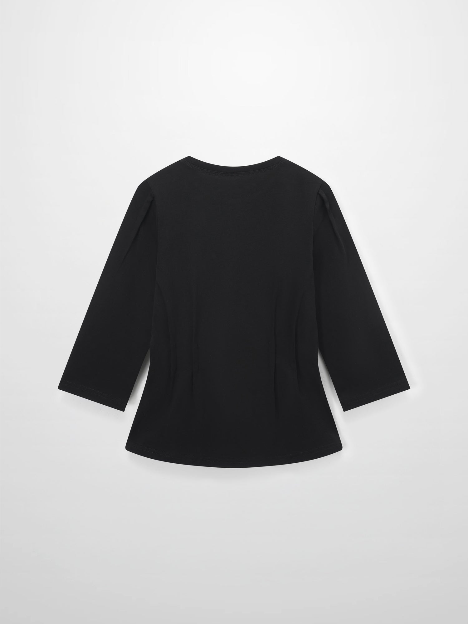 Pleat Seam T-shirt-Black