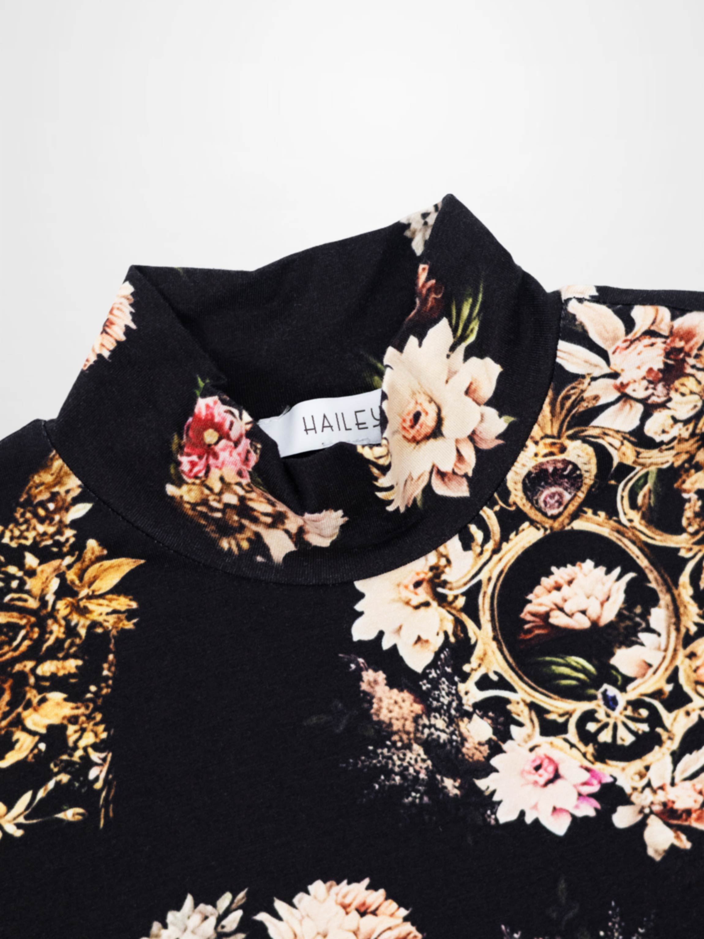 Boxy Printed Modal Turtleneck-Regal Floral