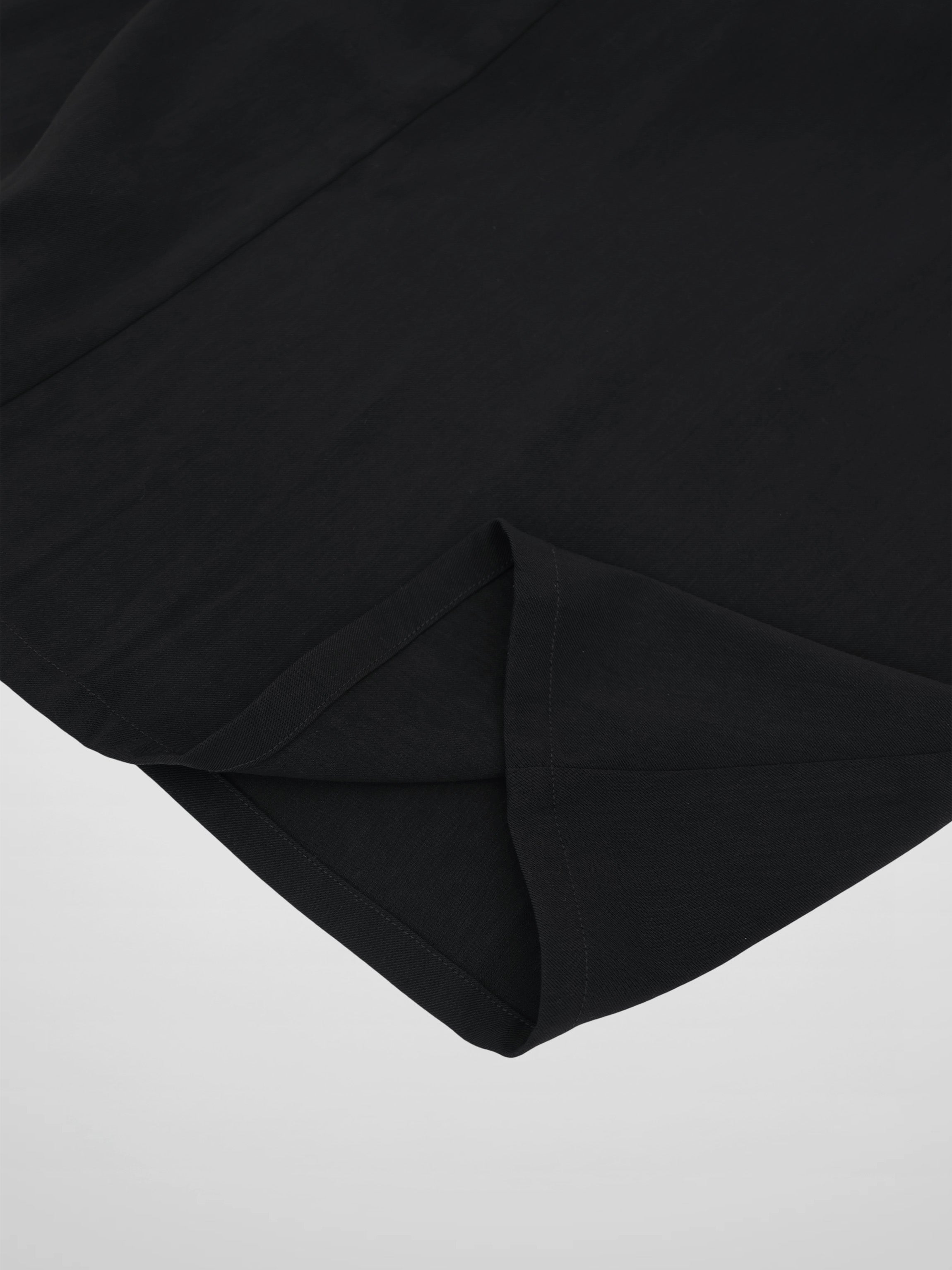 SIDE RUCHED SKIRT-BLACK