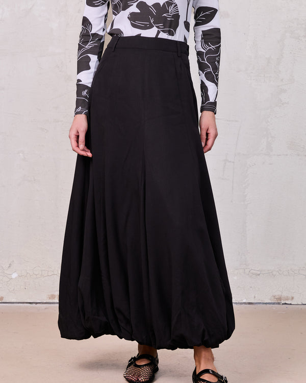Lightweight Bubble Skirt-Black