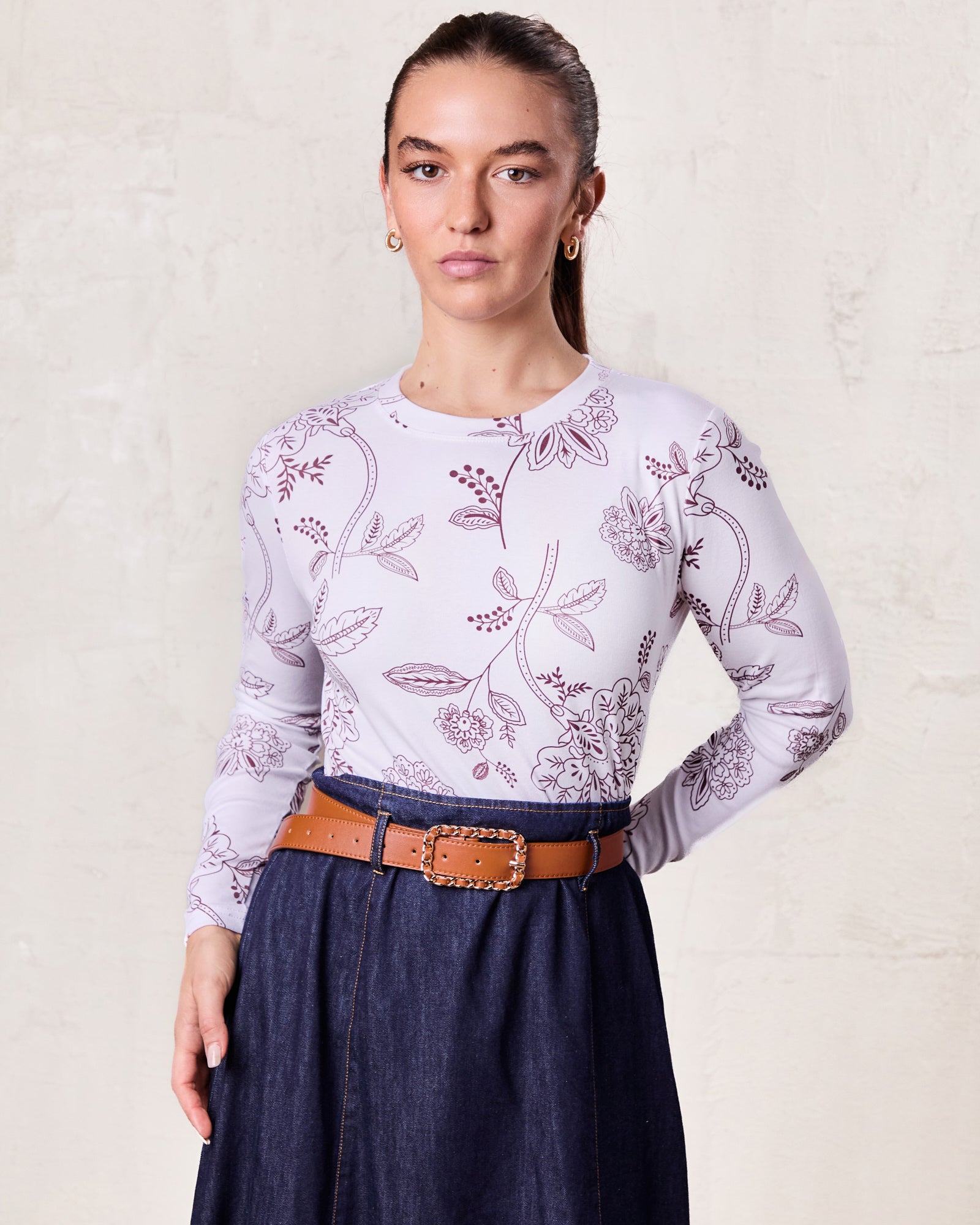 Basic Printed T-shirt-Burgundy Flower