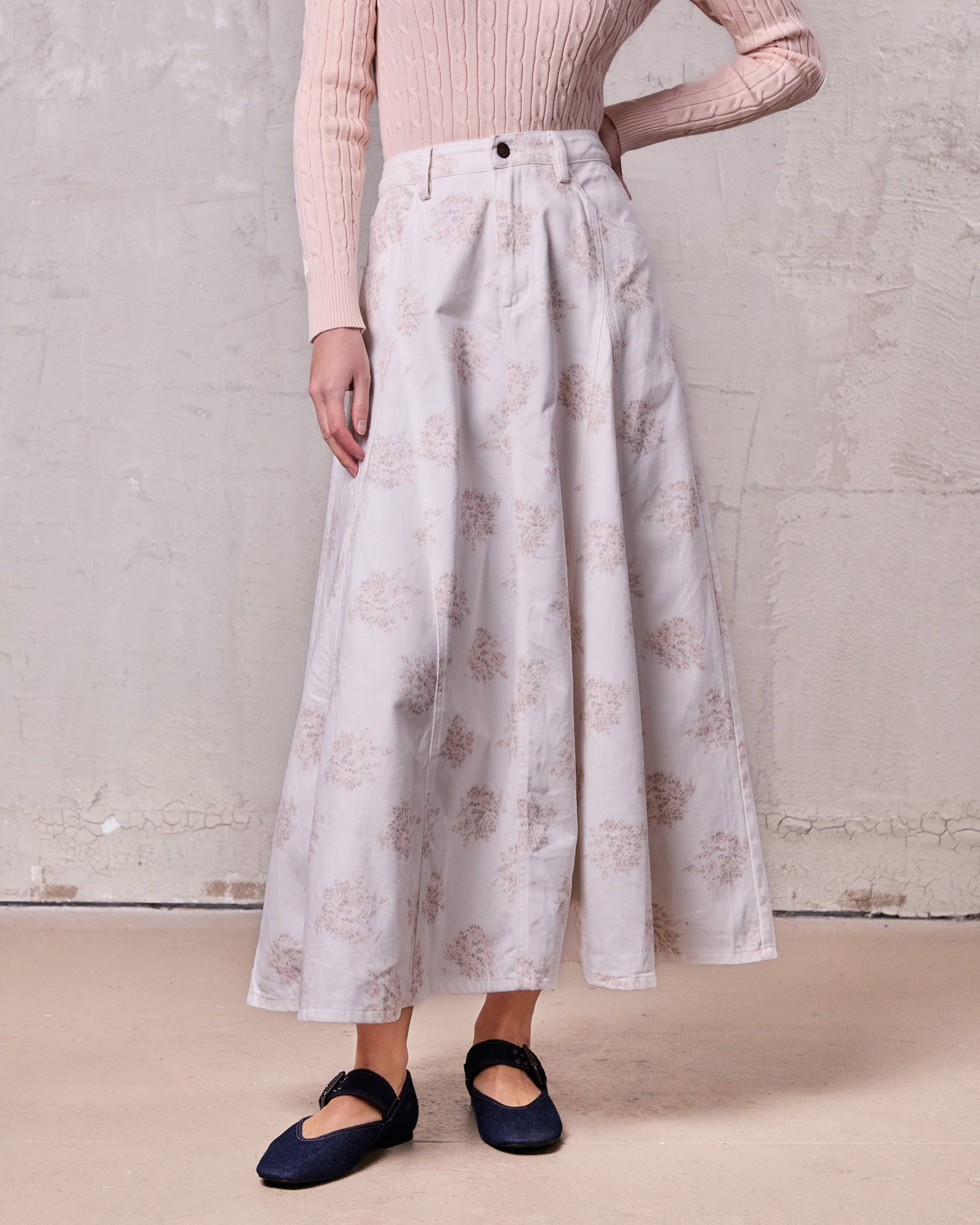 Floral Print Seamed Denim Skirt-White and Pink Floral