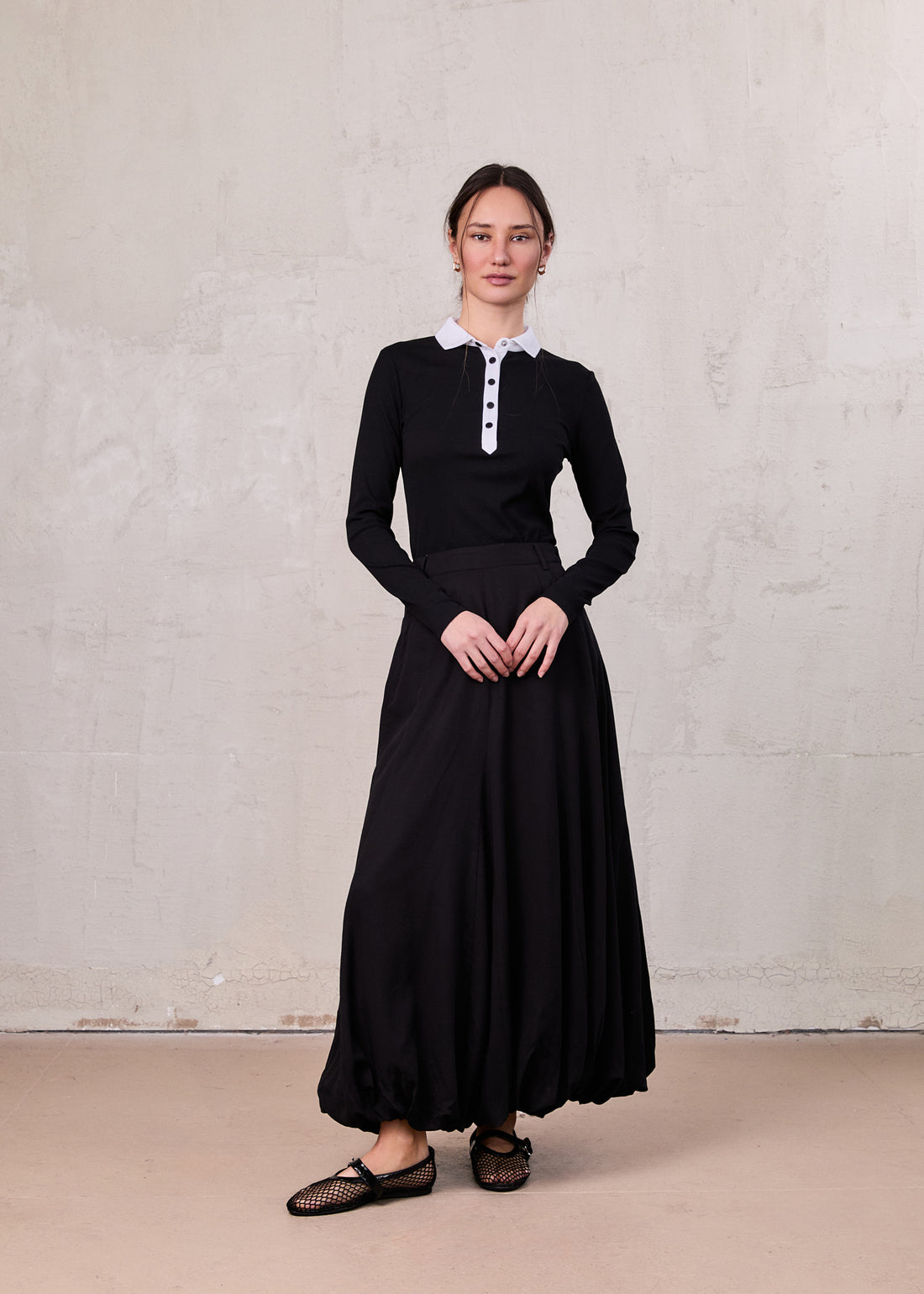 Lightweight Bubble Skirt-Black