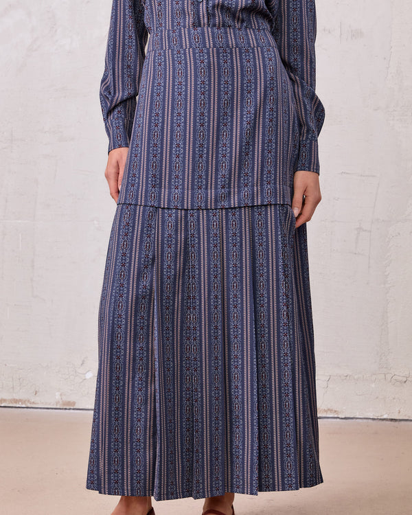 Pleat Bottom Flower Print Skirt-Blue Striped Medallion