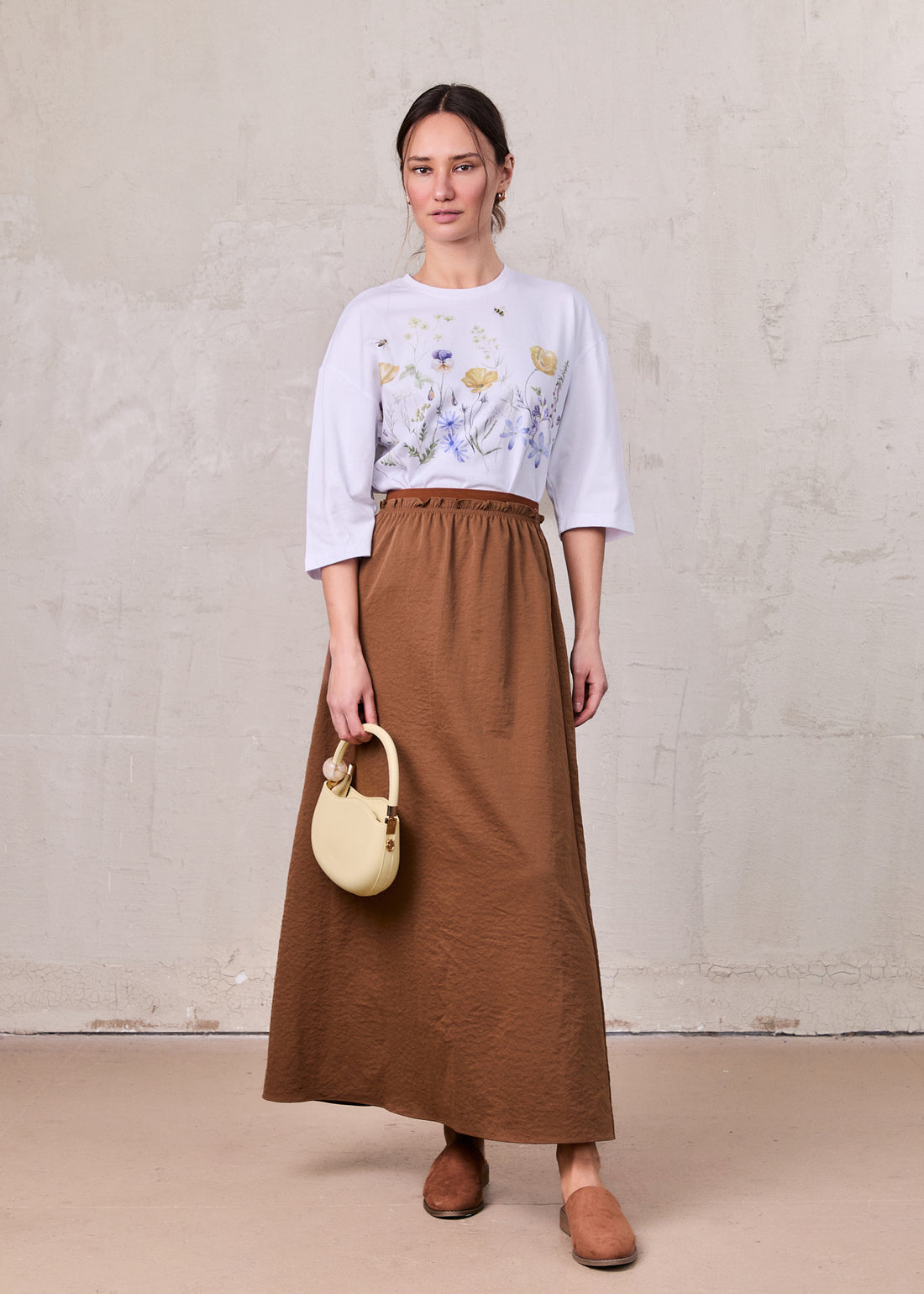 Elastic Waist Ruffle Skirt-Brown