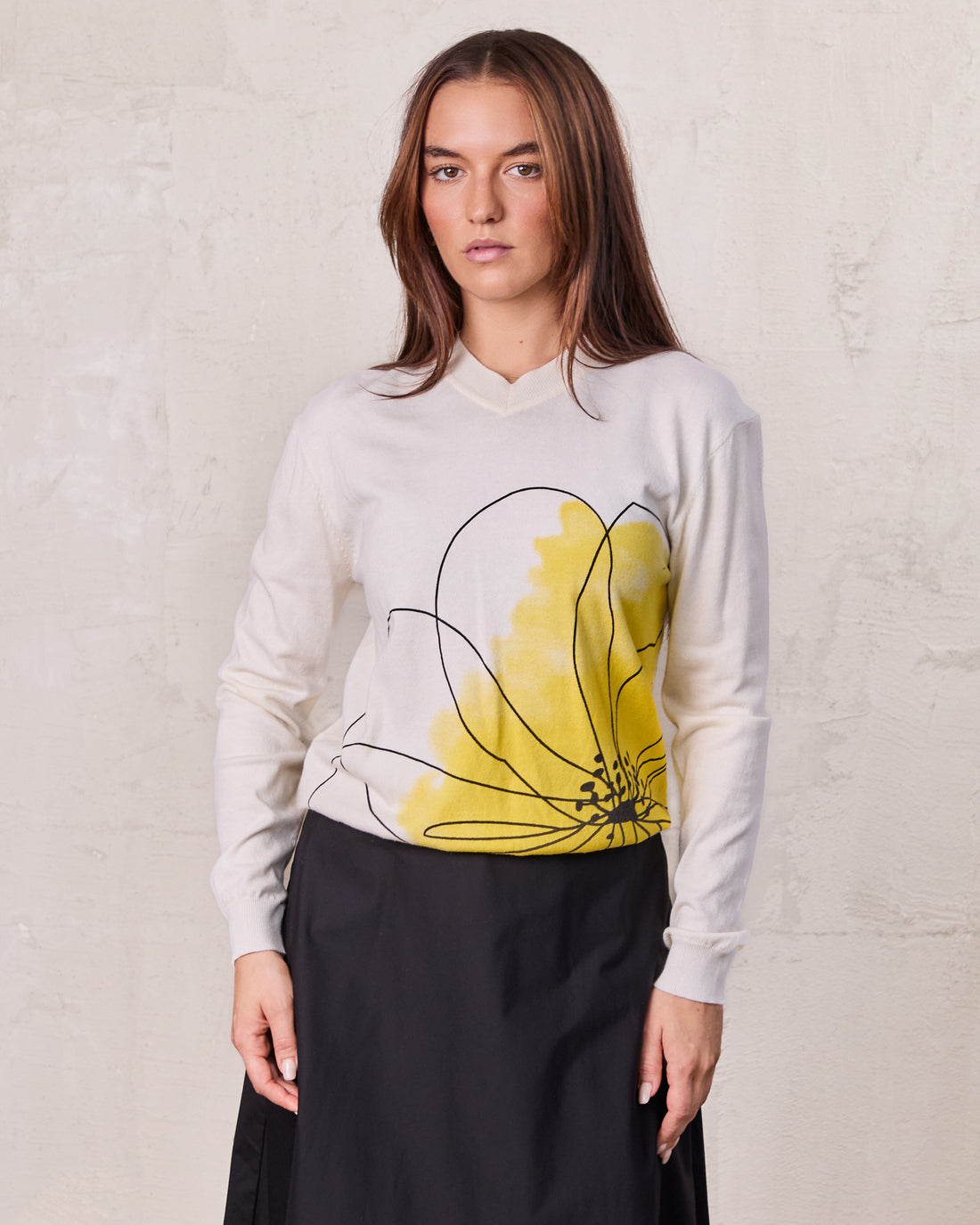 Printed High V Lightweight Sweater-Flower Burst