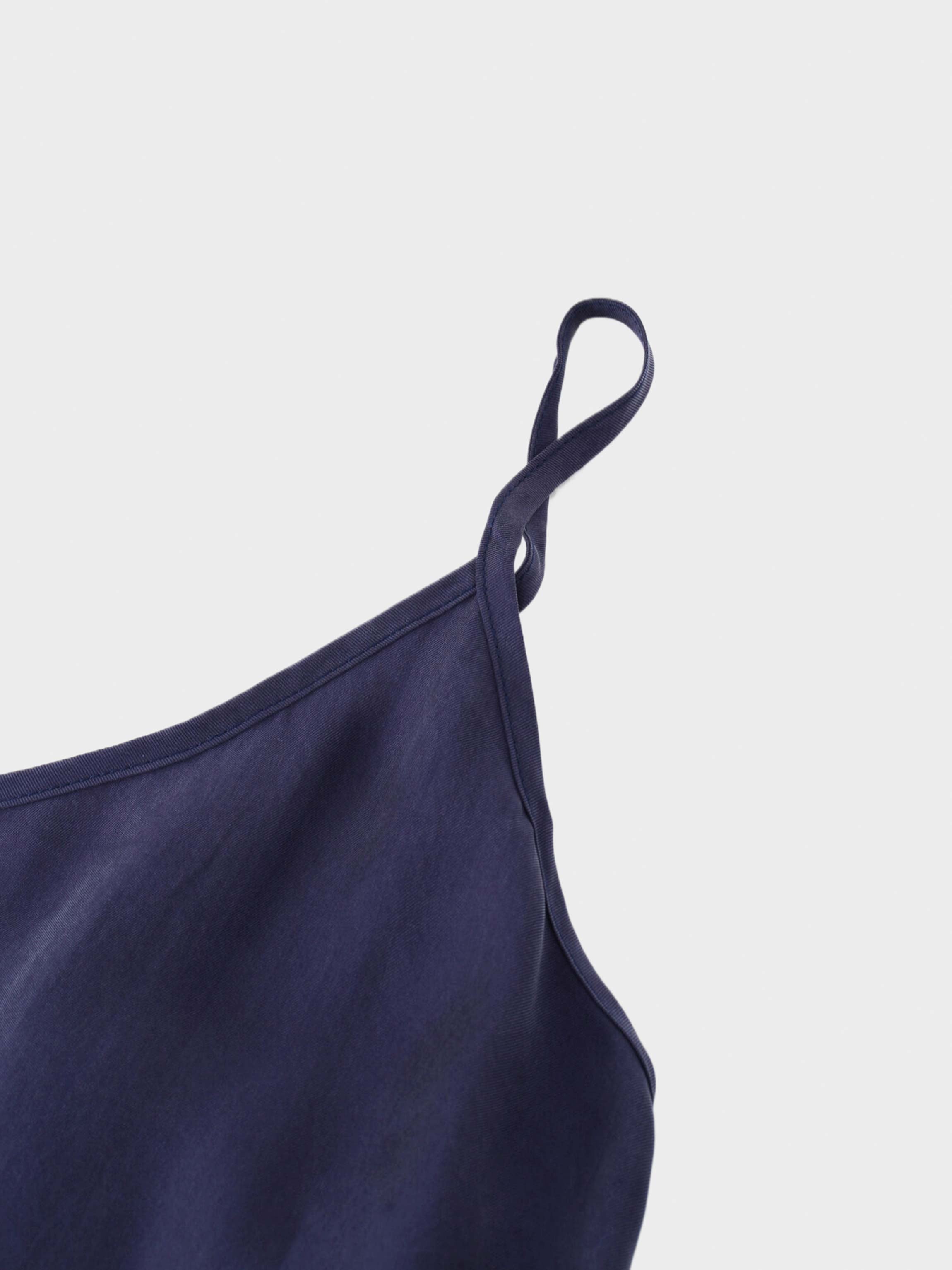 SOLID CREW NECK SLIP DRESS-NAVY