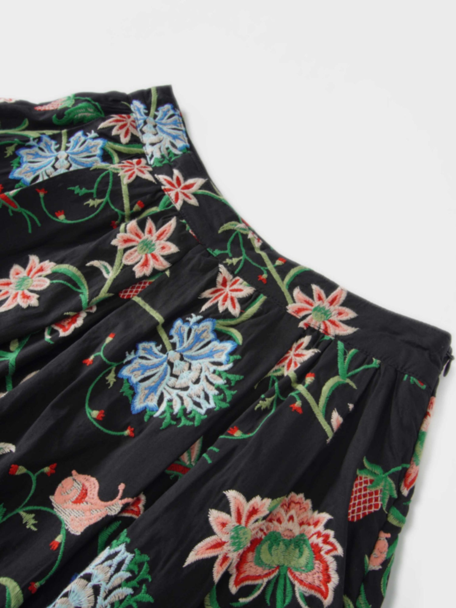 Embroidered Waisted Skirt-Black