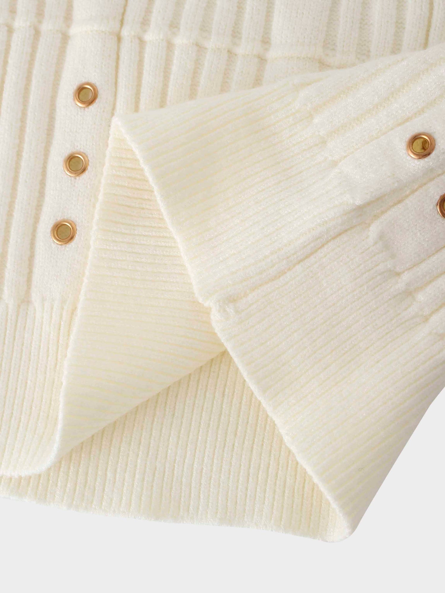 Grommet Sweater-Cream