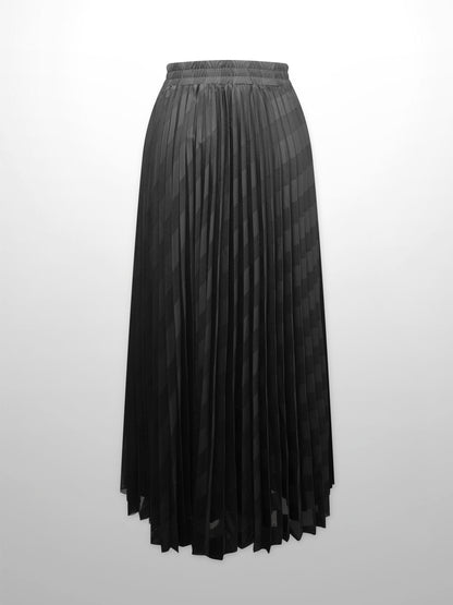 Perforated Pleated Skirt-Black
