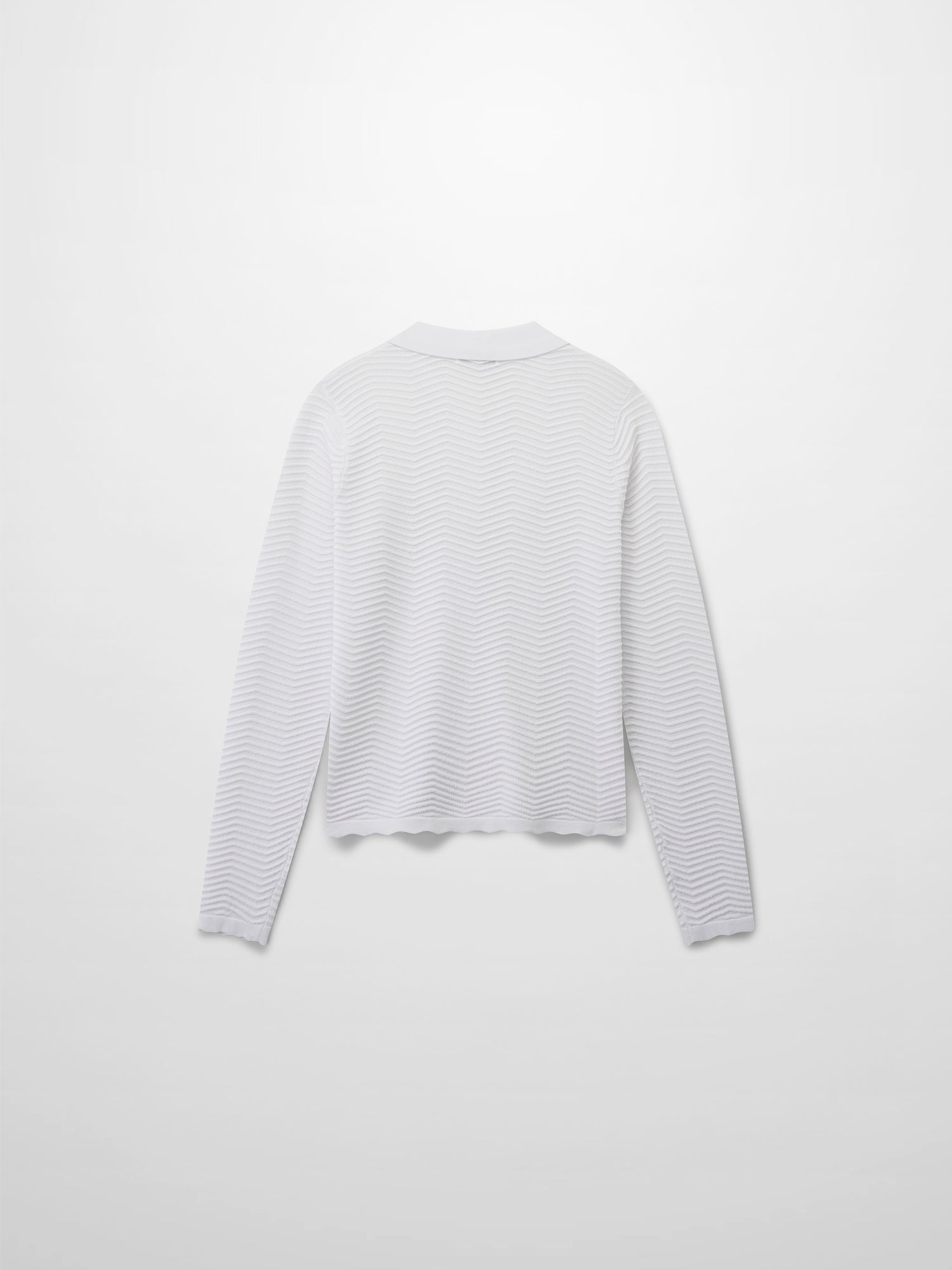 Scallop Edge Collar Sweater-White
