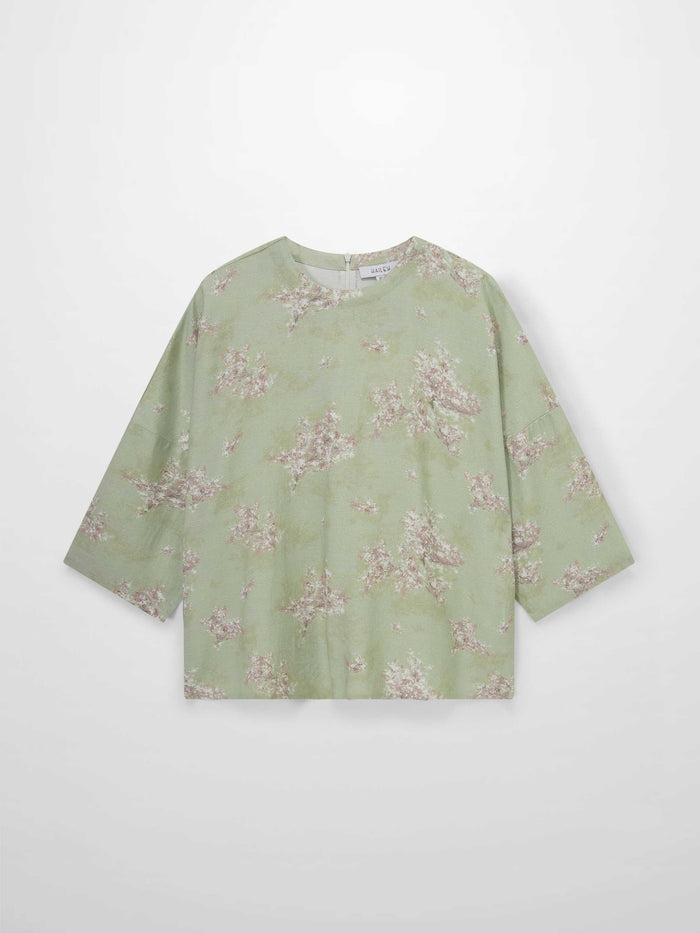 Linen Blend Crop Swing Top-Soft Floral