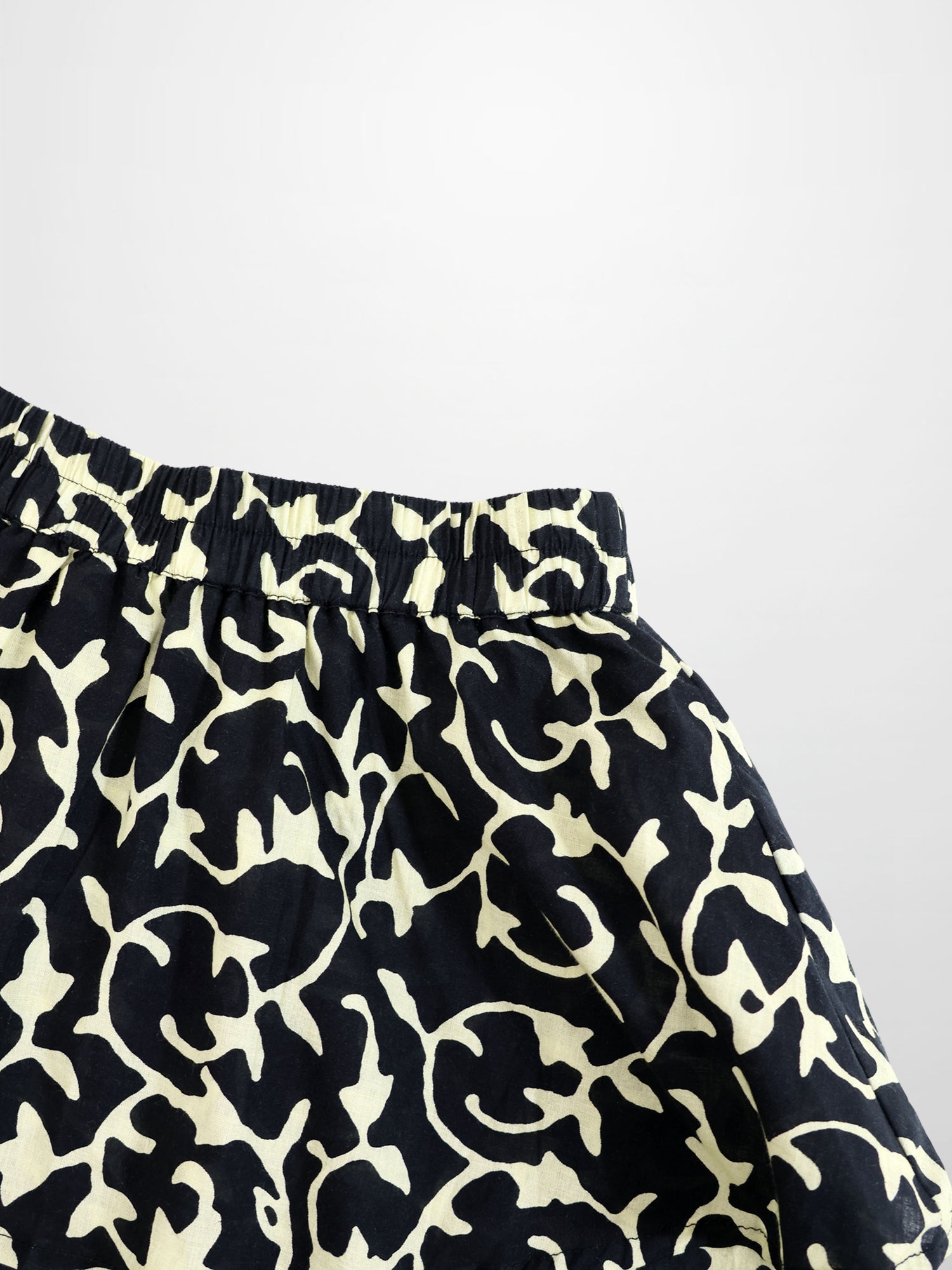 Ruched Top Layered Skirt-Navy Vines