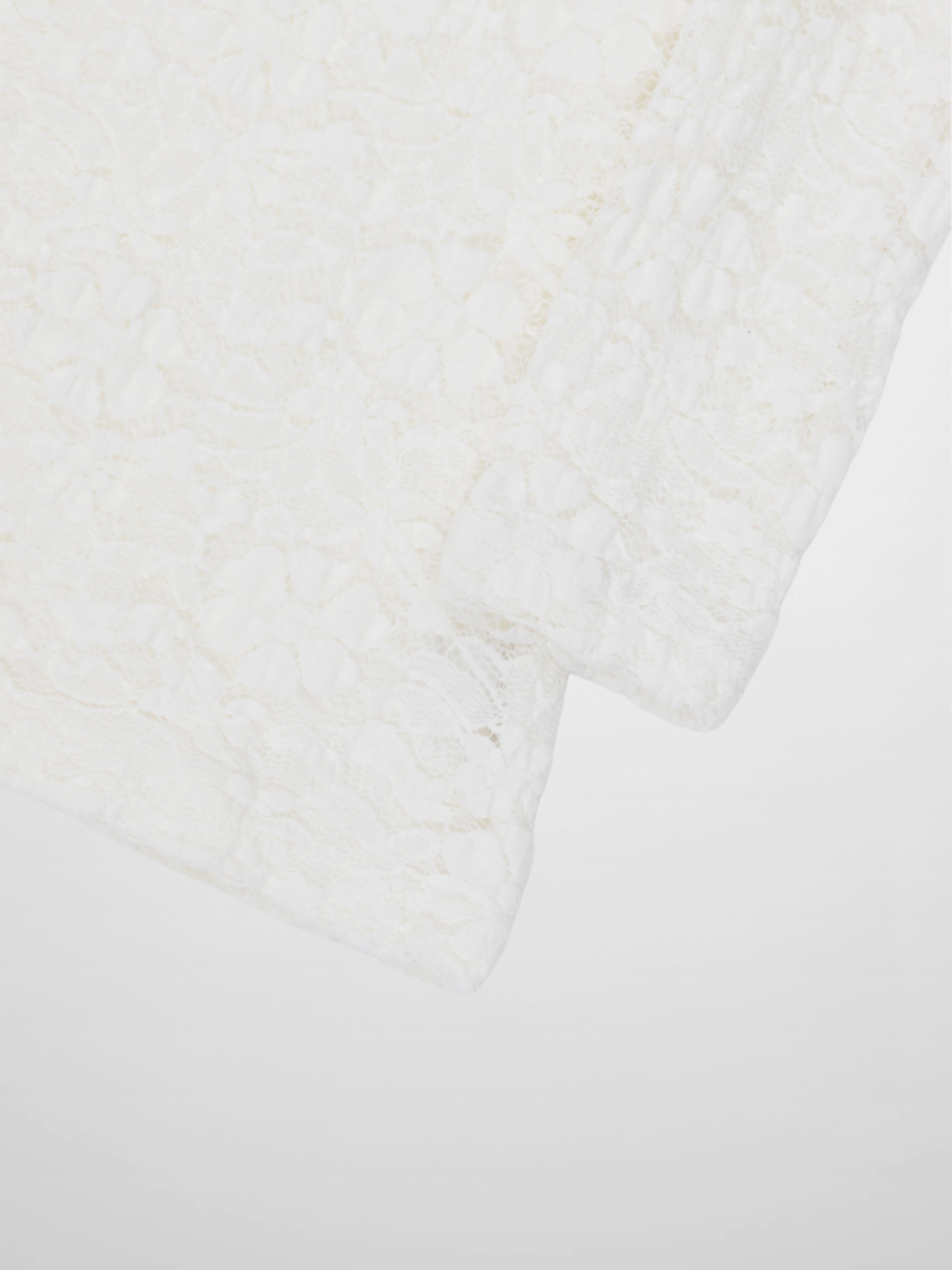 Lace Mock Neck Turtleneck-White