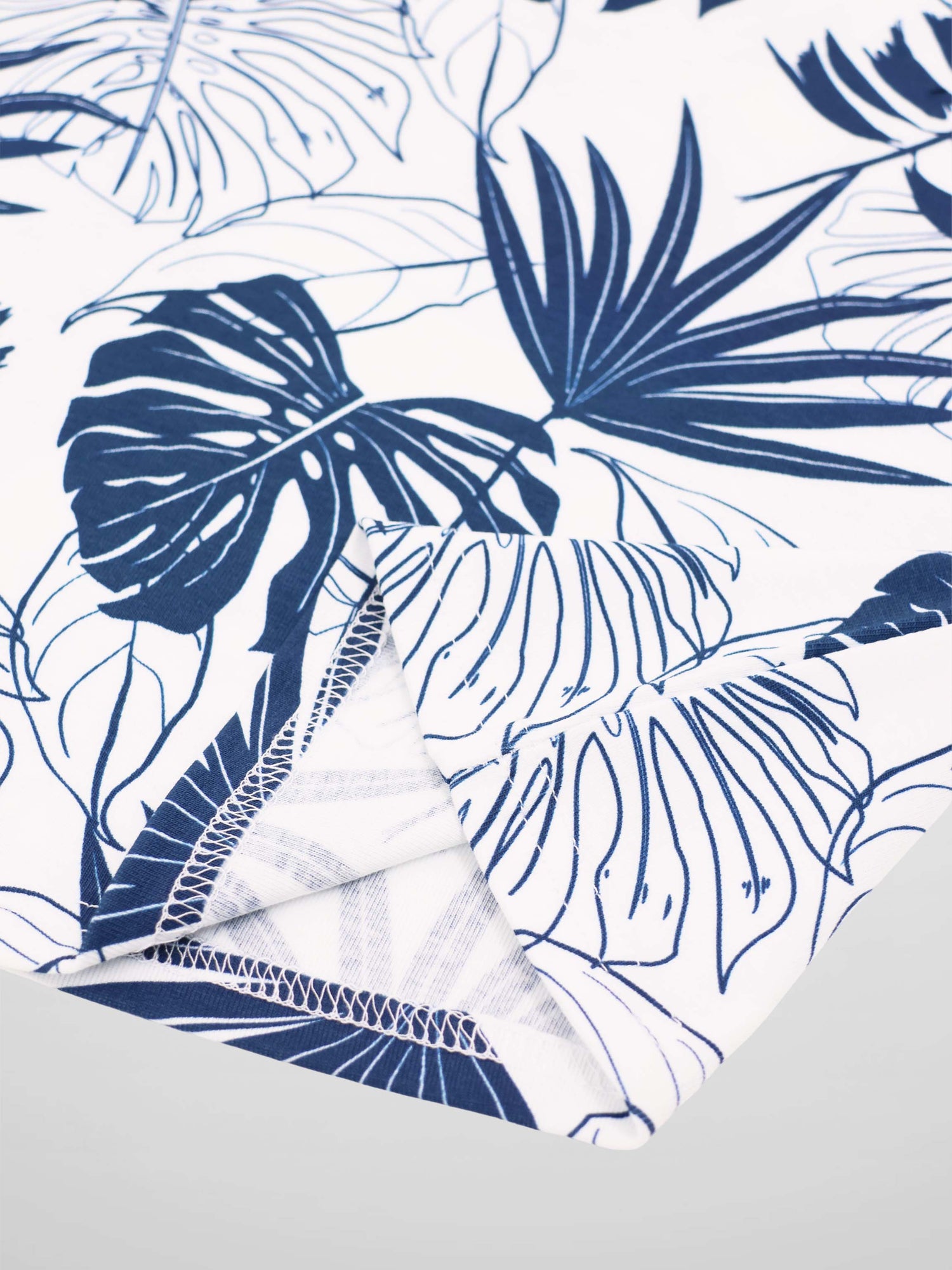 Basic Printed T-shirt-Navy Palm