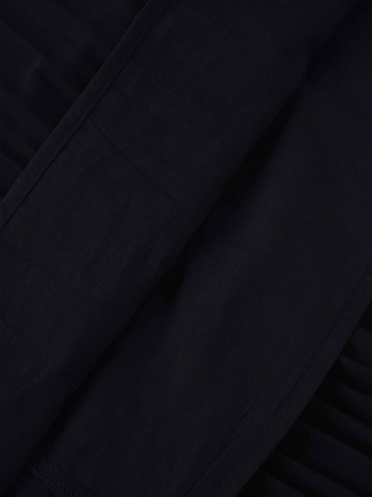 Pleated Layer Skirt 37&quot;-Navy