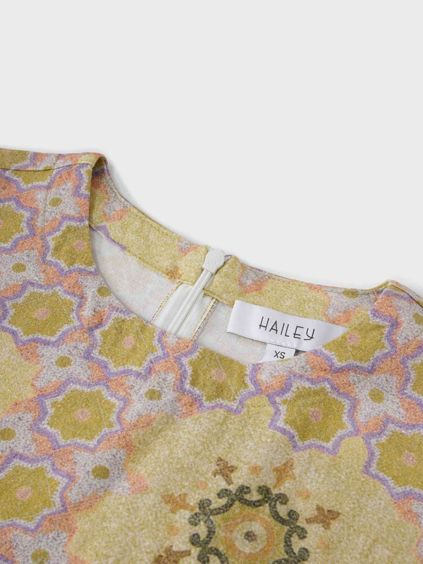 Linen Blend Crop Swing Top-Geometric